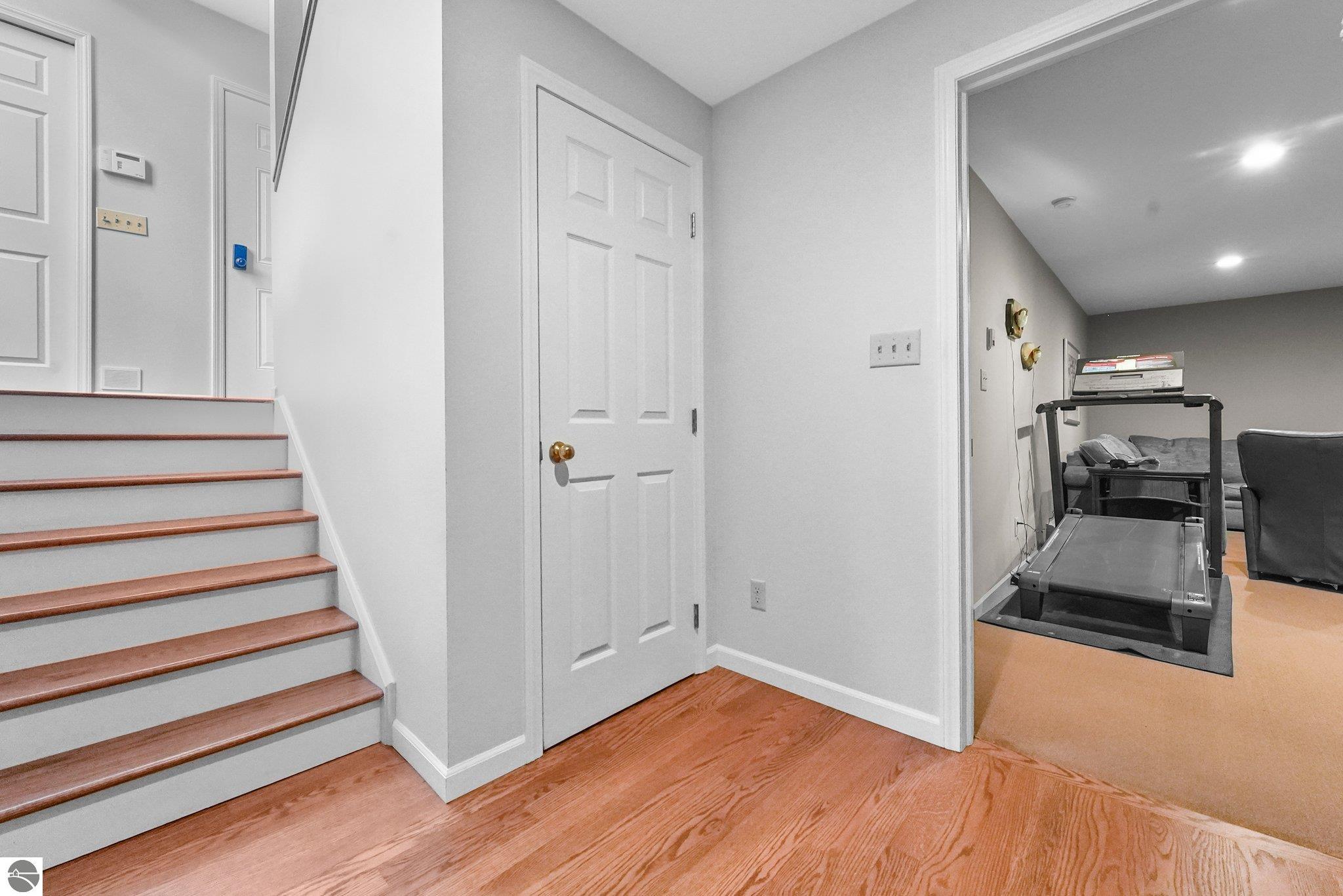 2127 E Timberlane Drive
