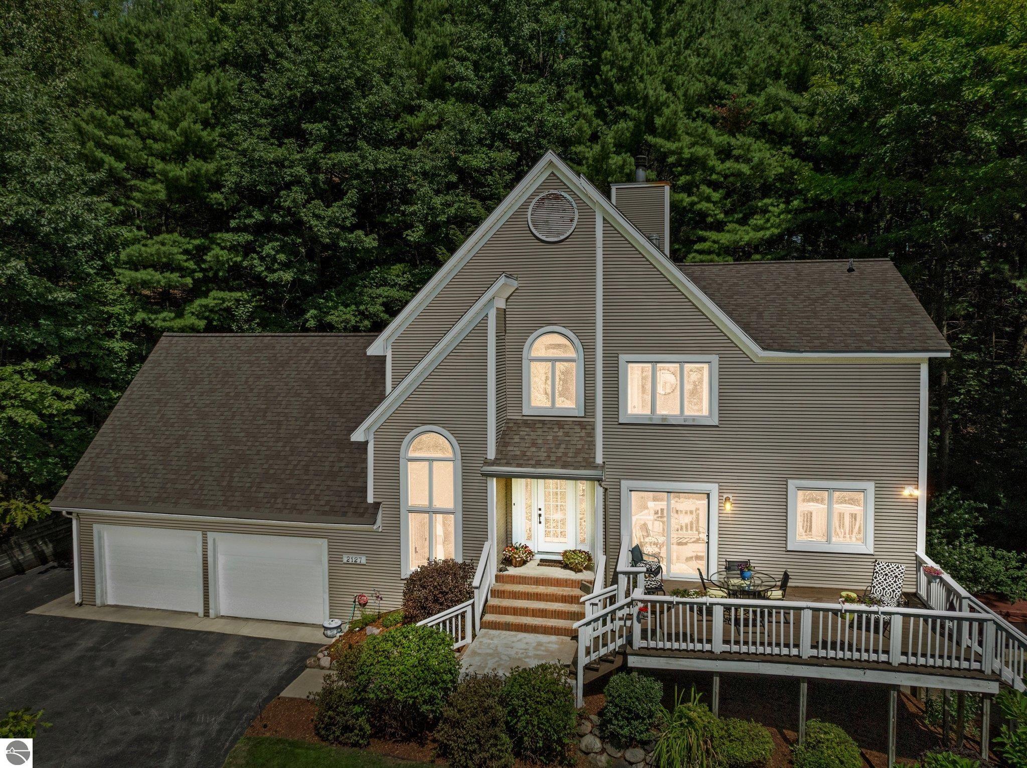 2127 E Timberlane Drive