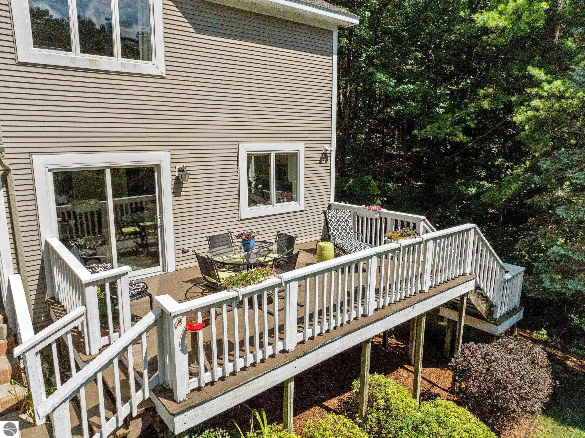 2127 E Timberlane Drive