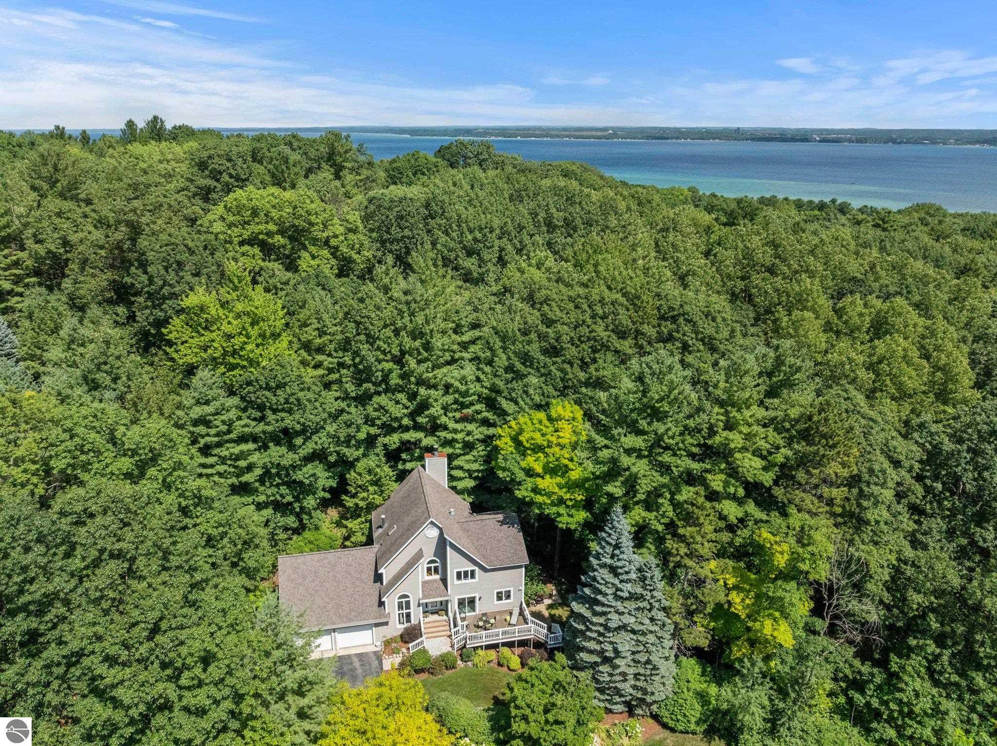 2127 E Timberlane Drive