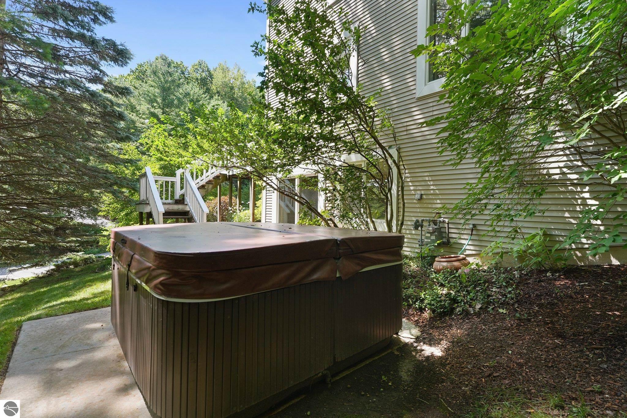 2127 E Timberlane Drive