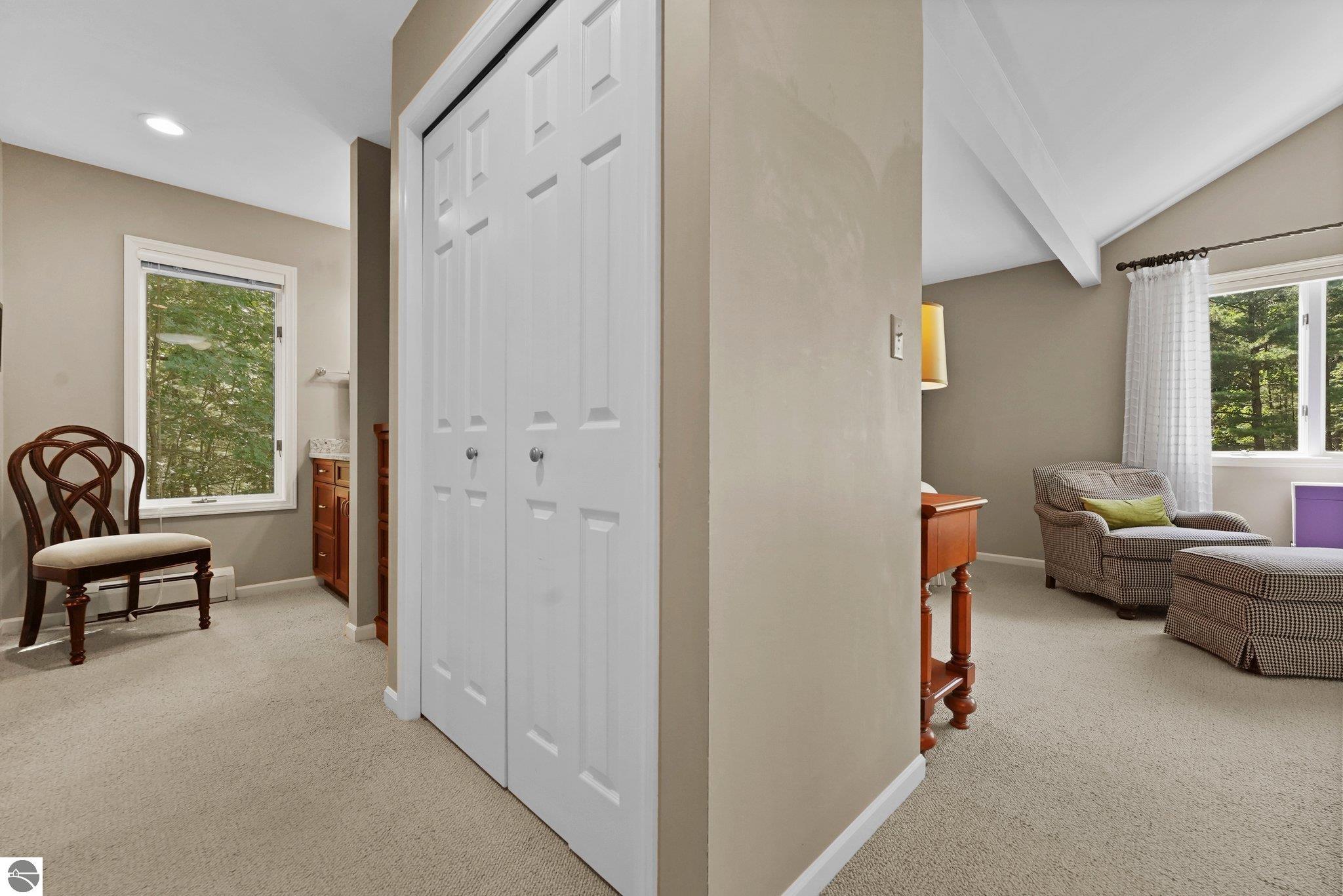 2127 E Timberlane Drive