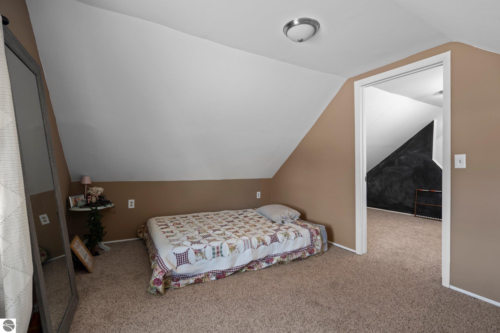 7602 Hoadley Road