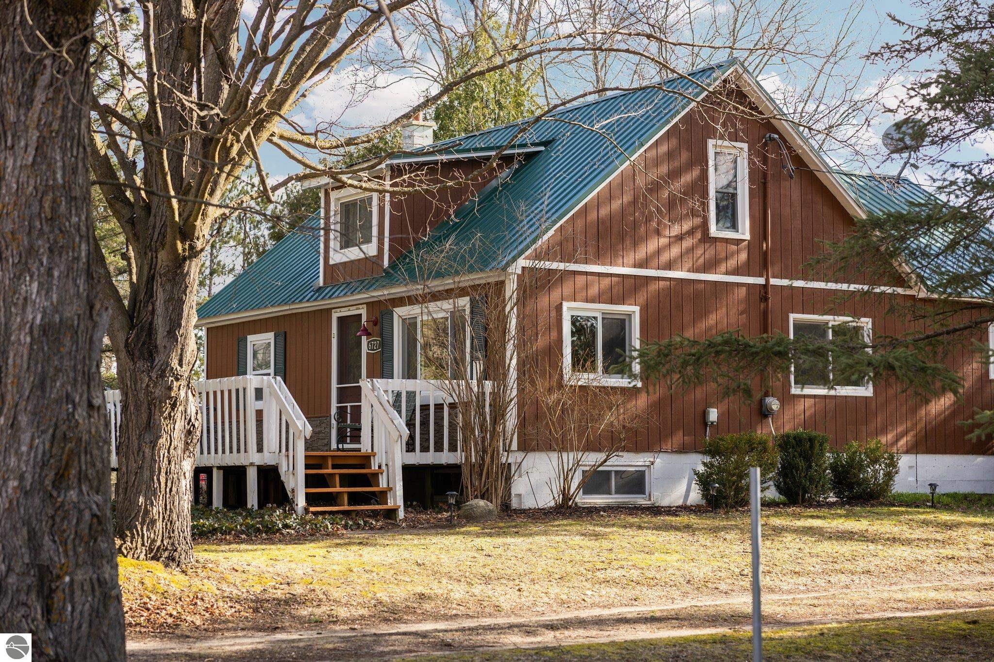 6727 Pierce Road