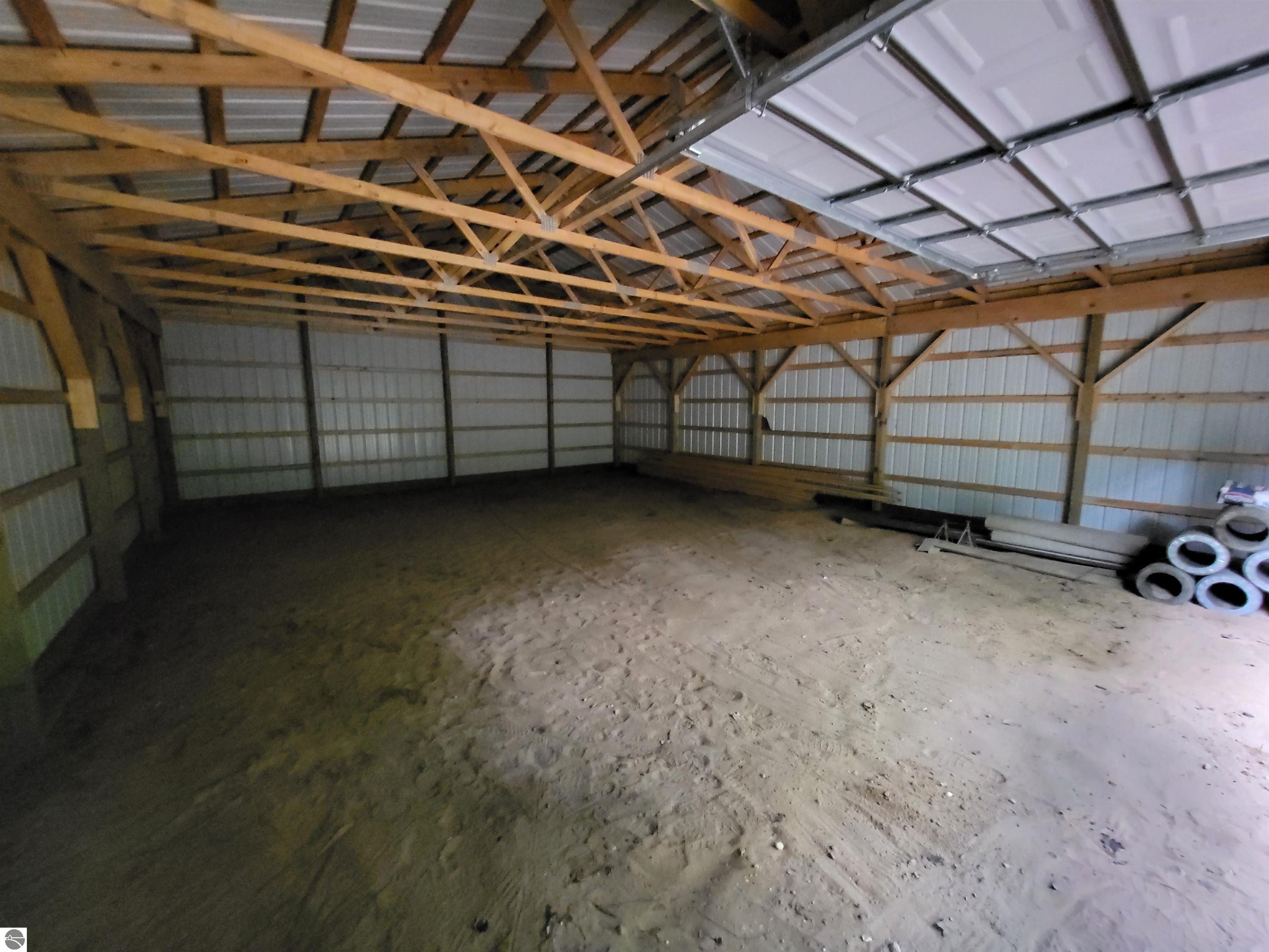 7045 King Road