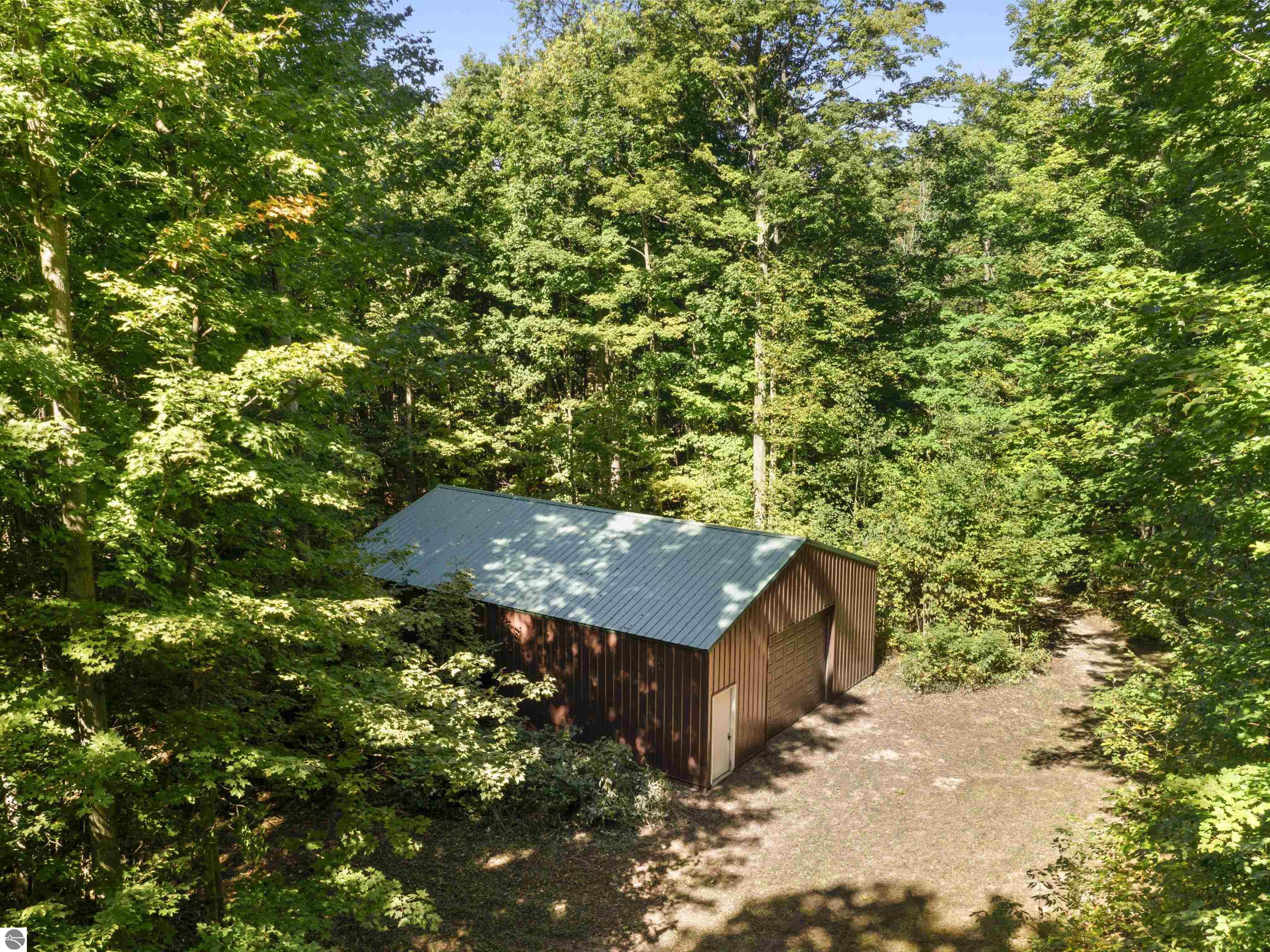 7045 King Road