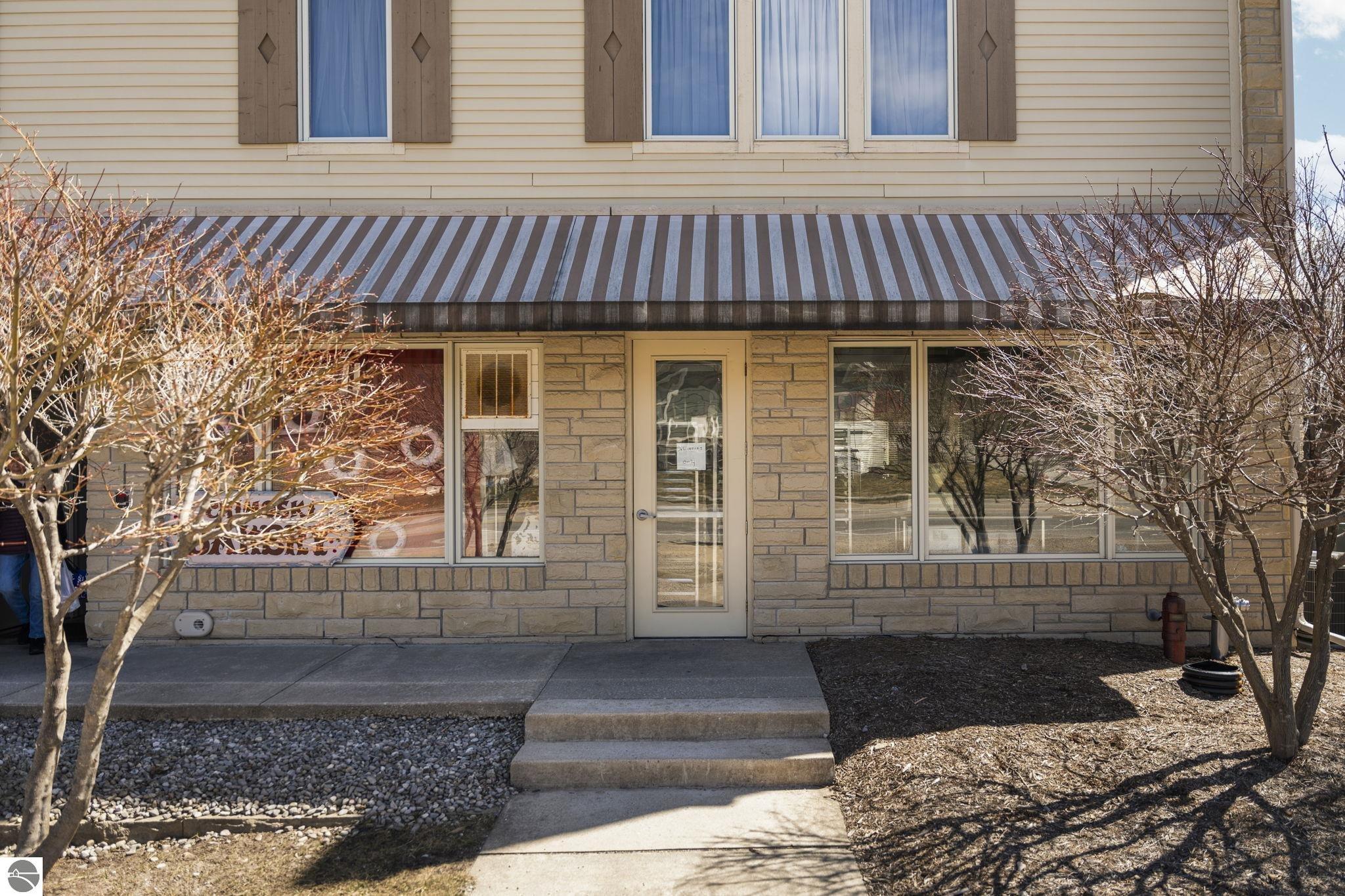 720 N Saint Joseph Street # J2
