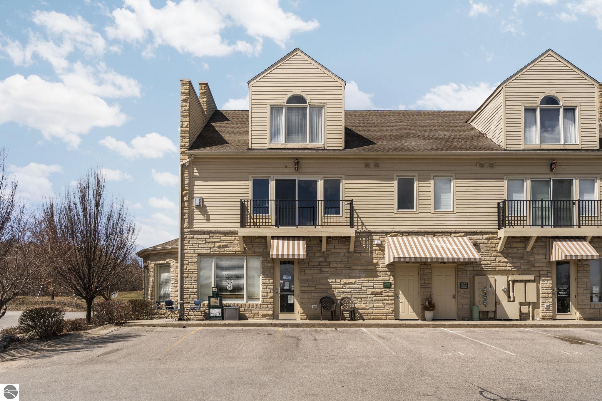 720 N Saint Joseph Street # J2