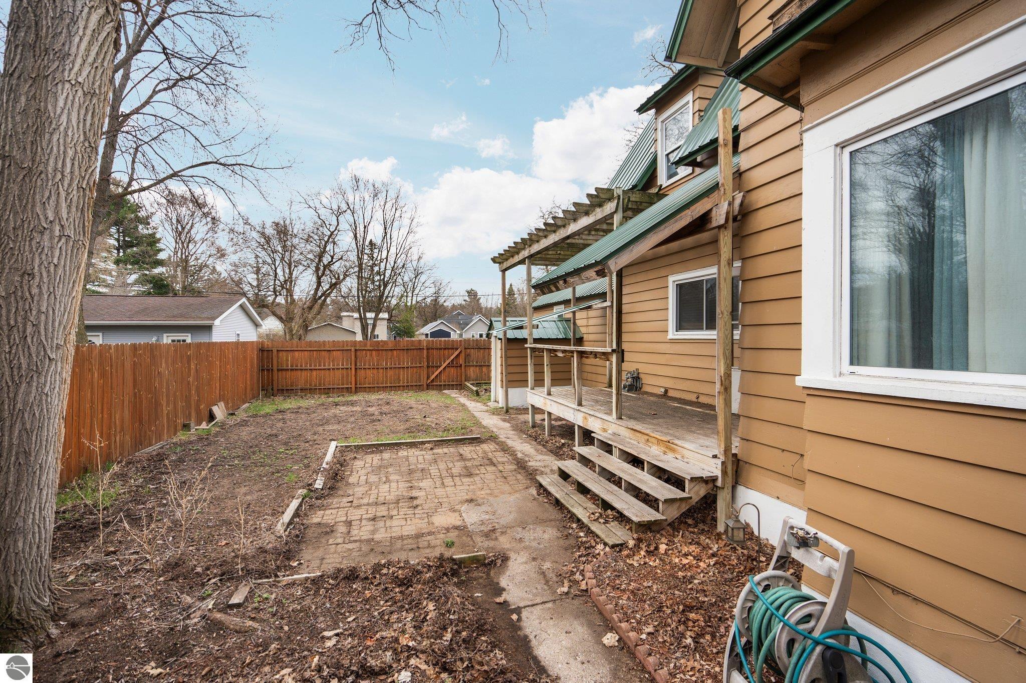 205 W Fourteenth Street