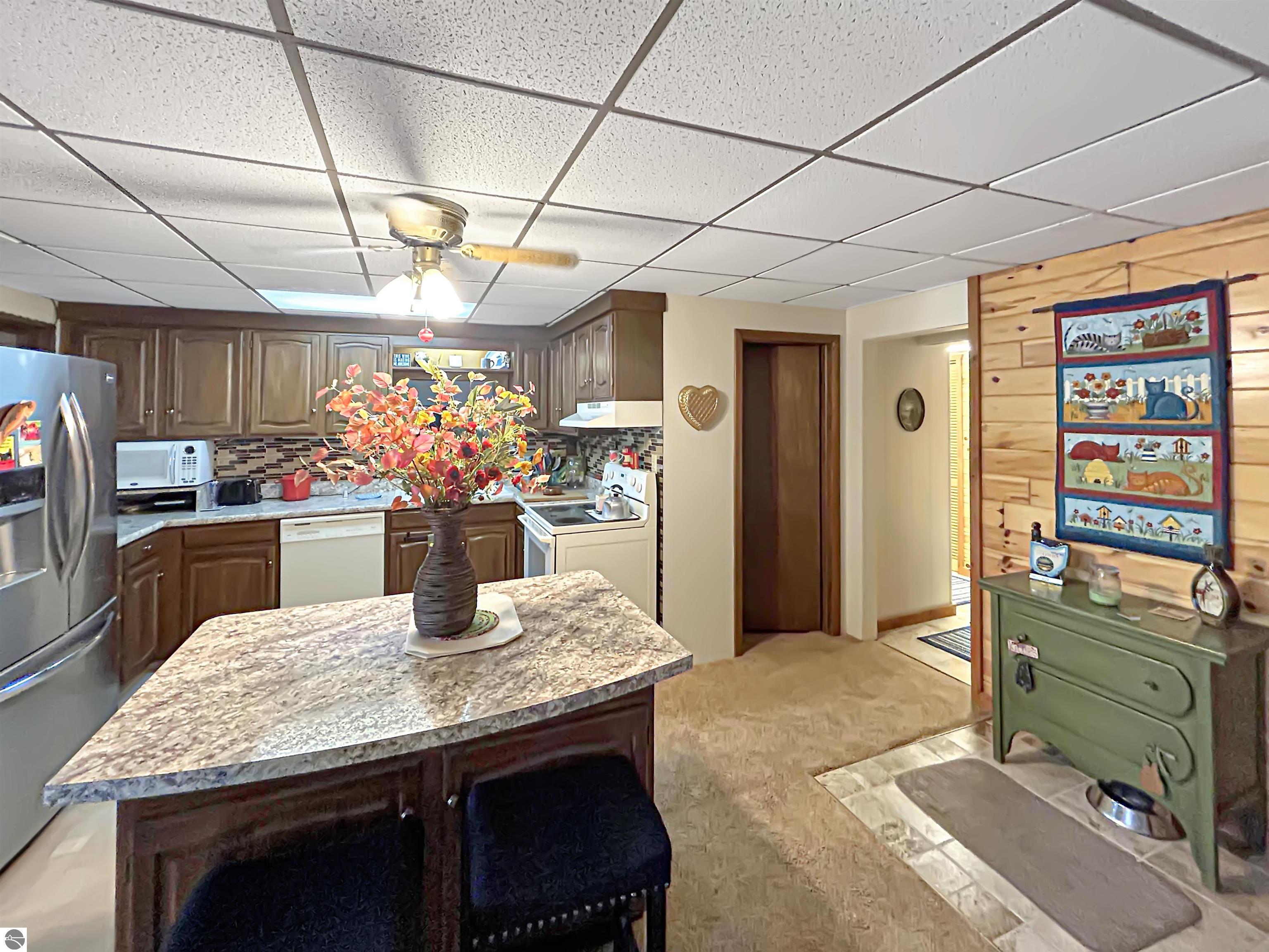 4102 North Spider Lake Road