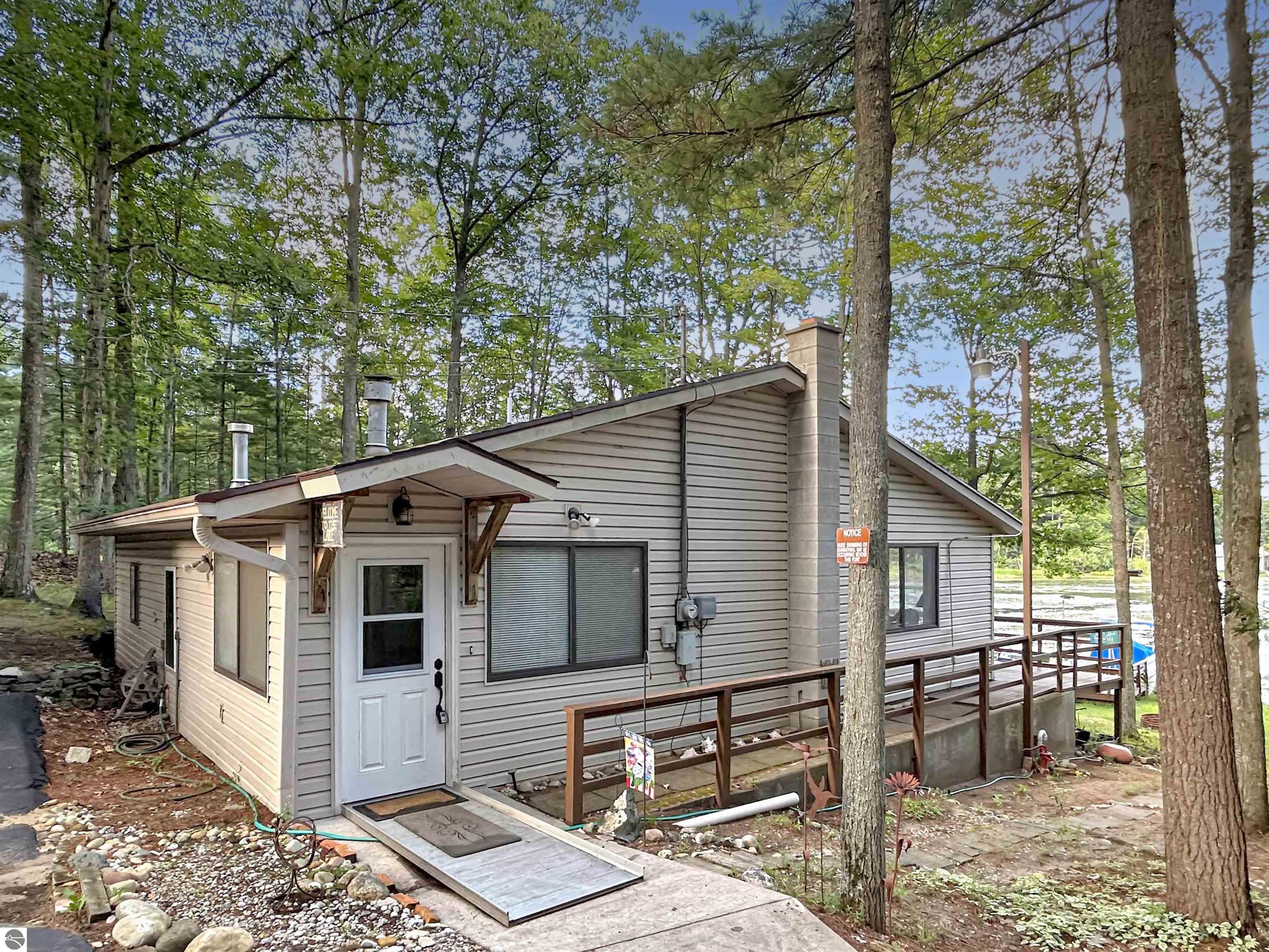4102 North Spider Lake Road