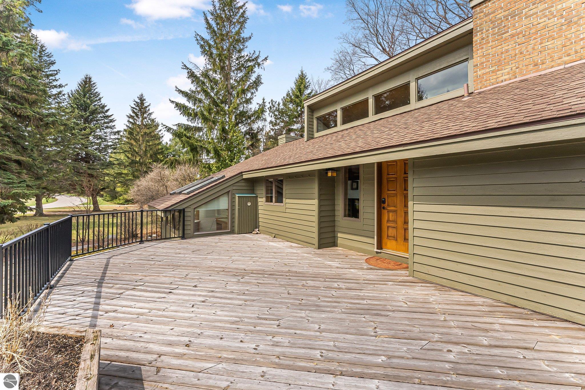 12531 N Island View Drive