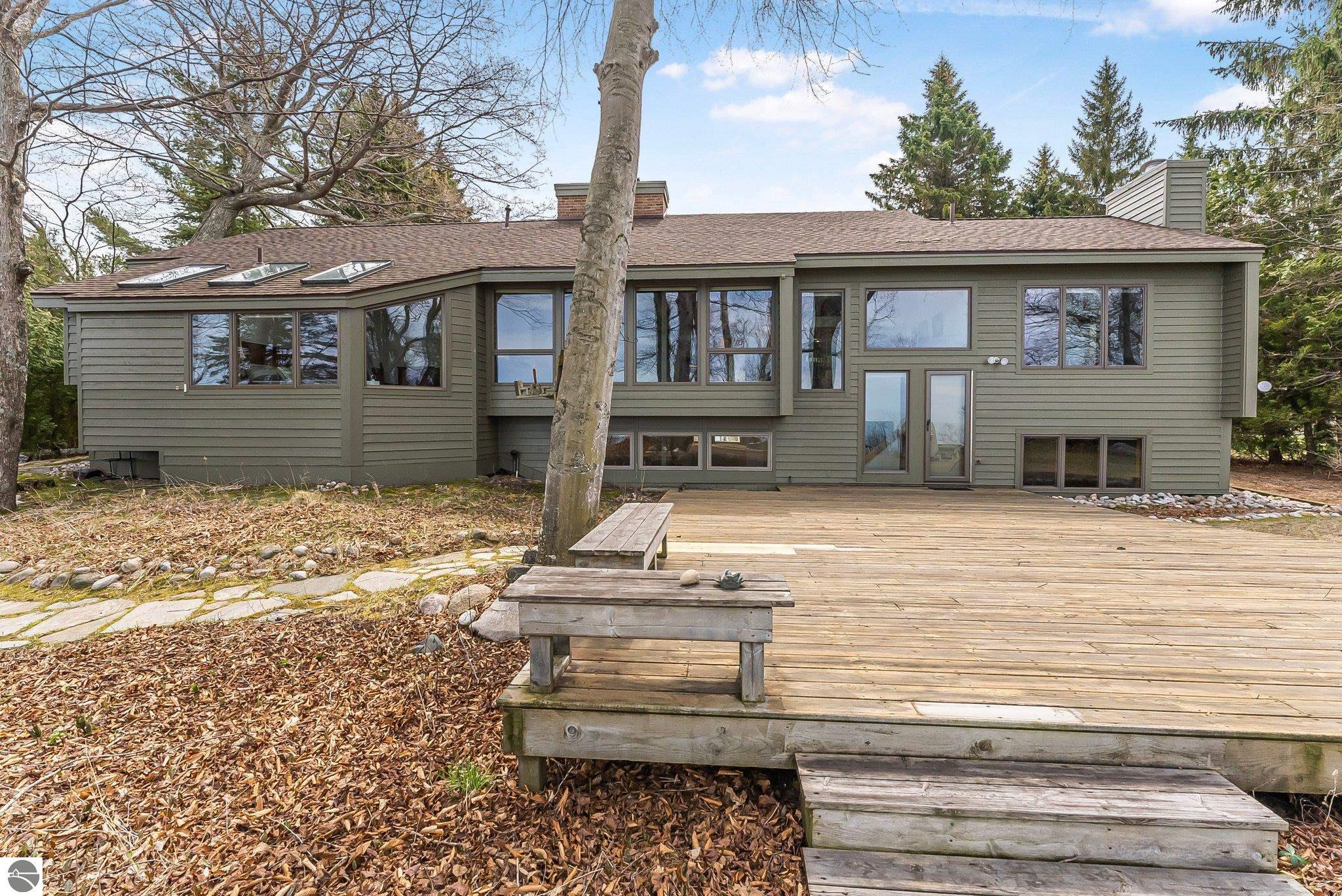 12531 N Island View Drive