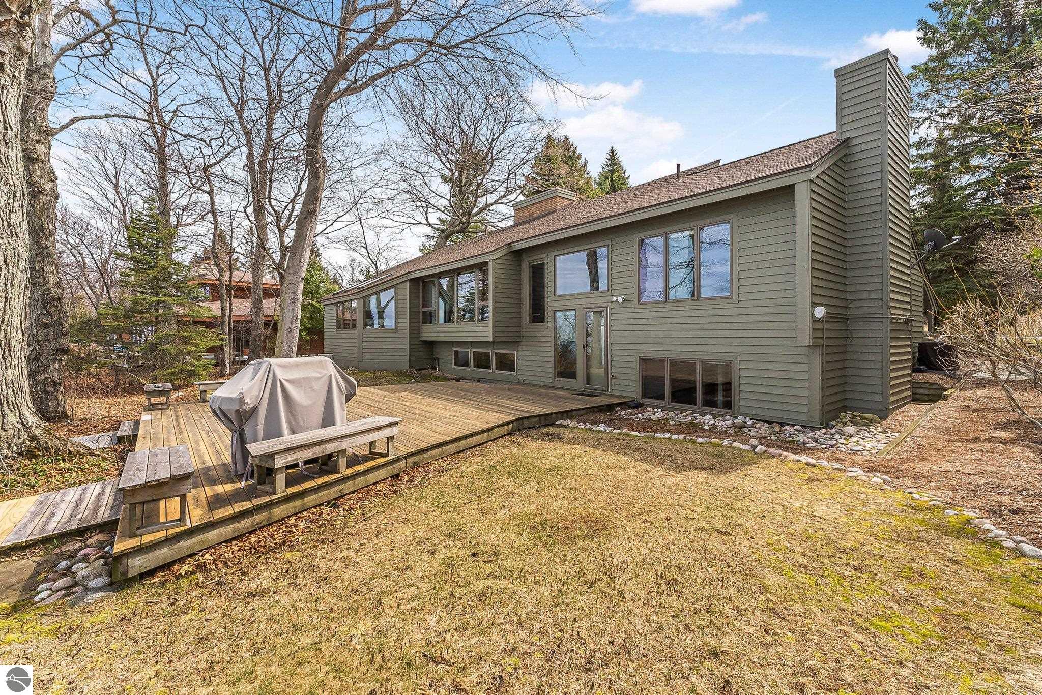 12531 N Island View Drive