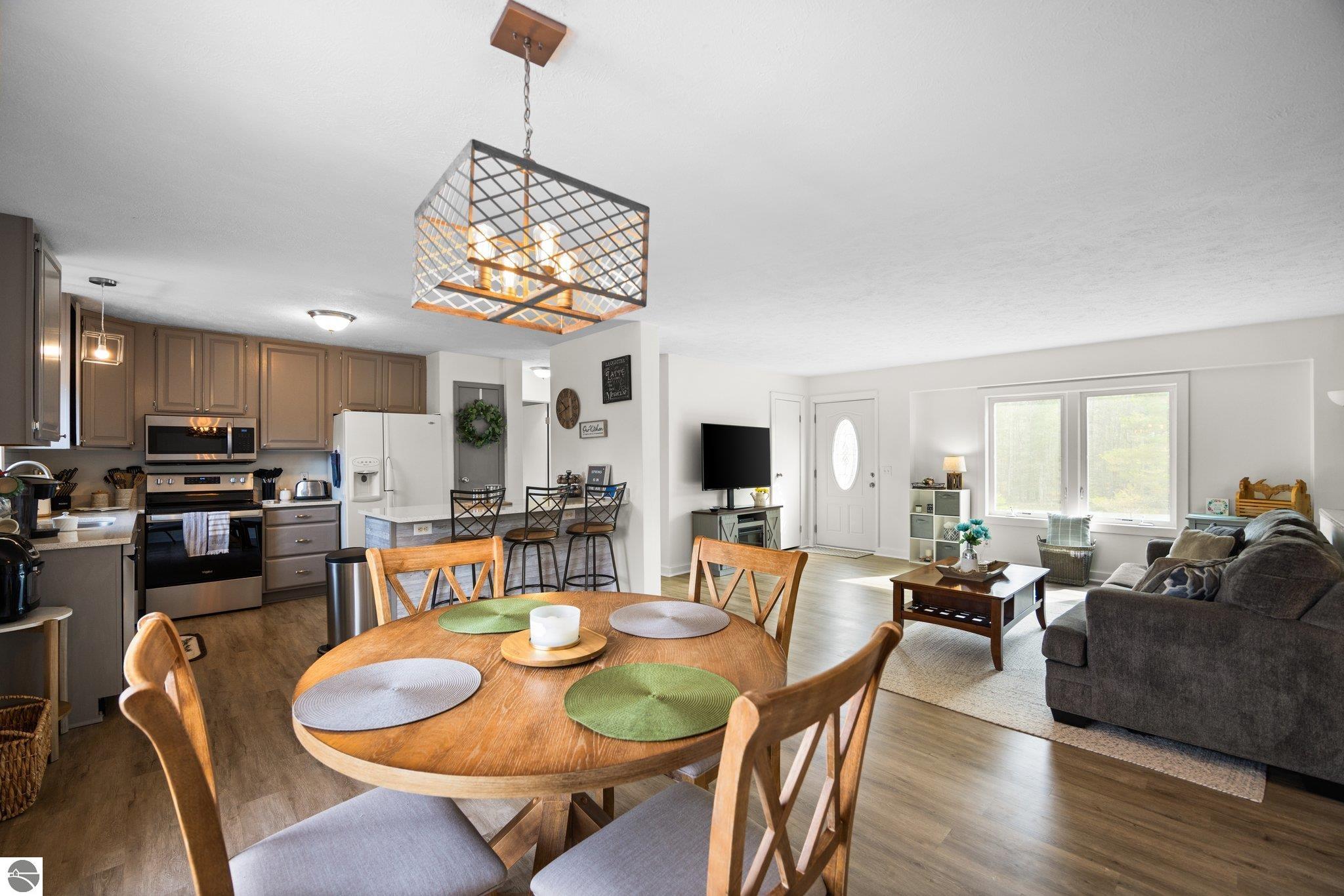 5188 Grigsby Trail
