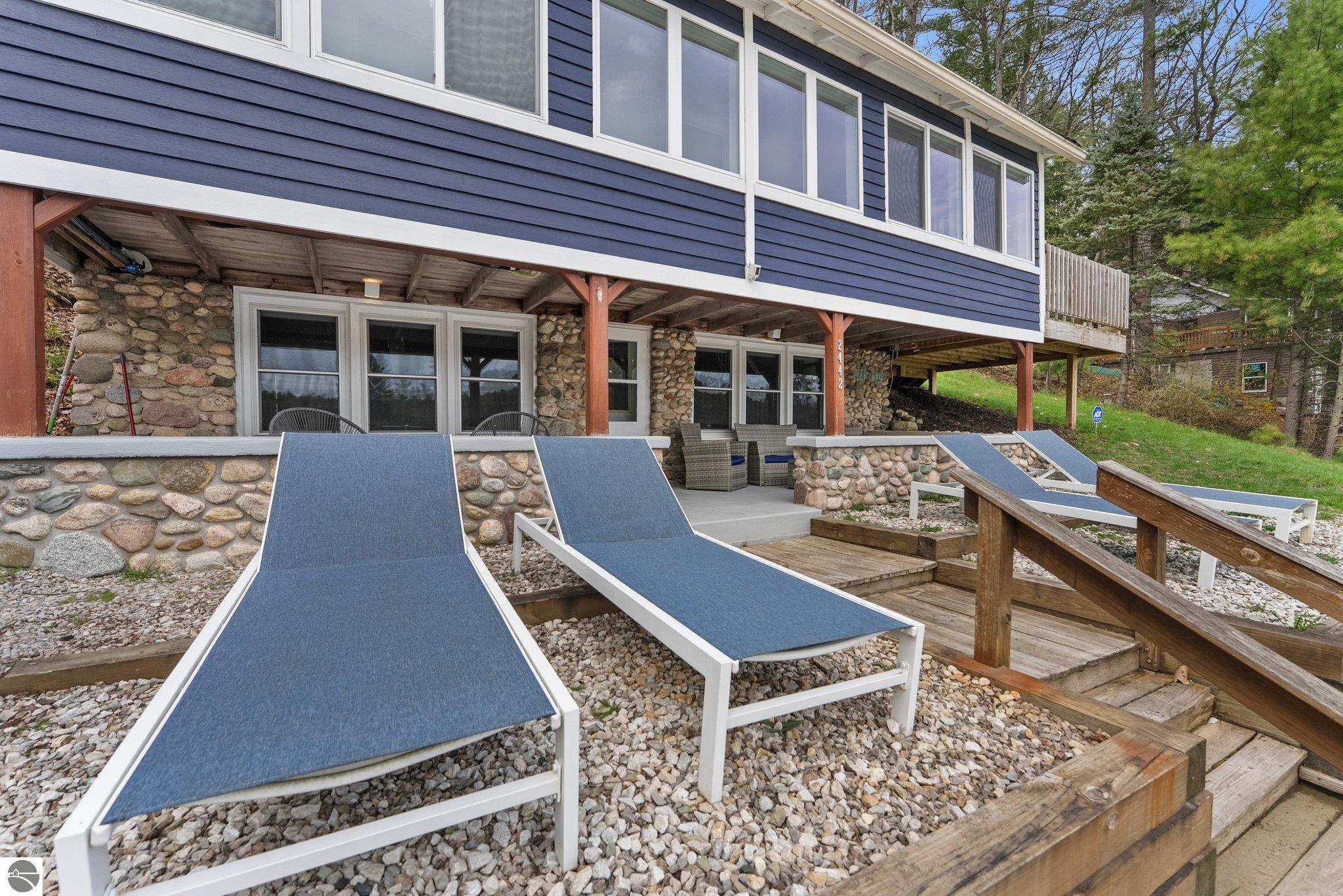 2442 Pinehurst Trail