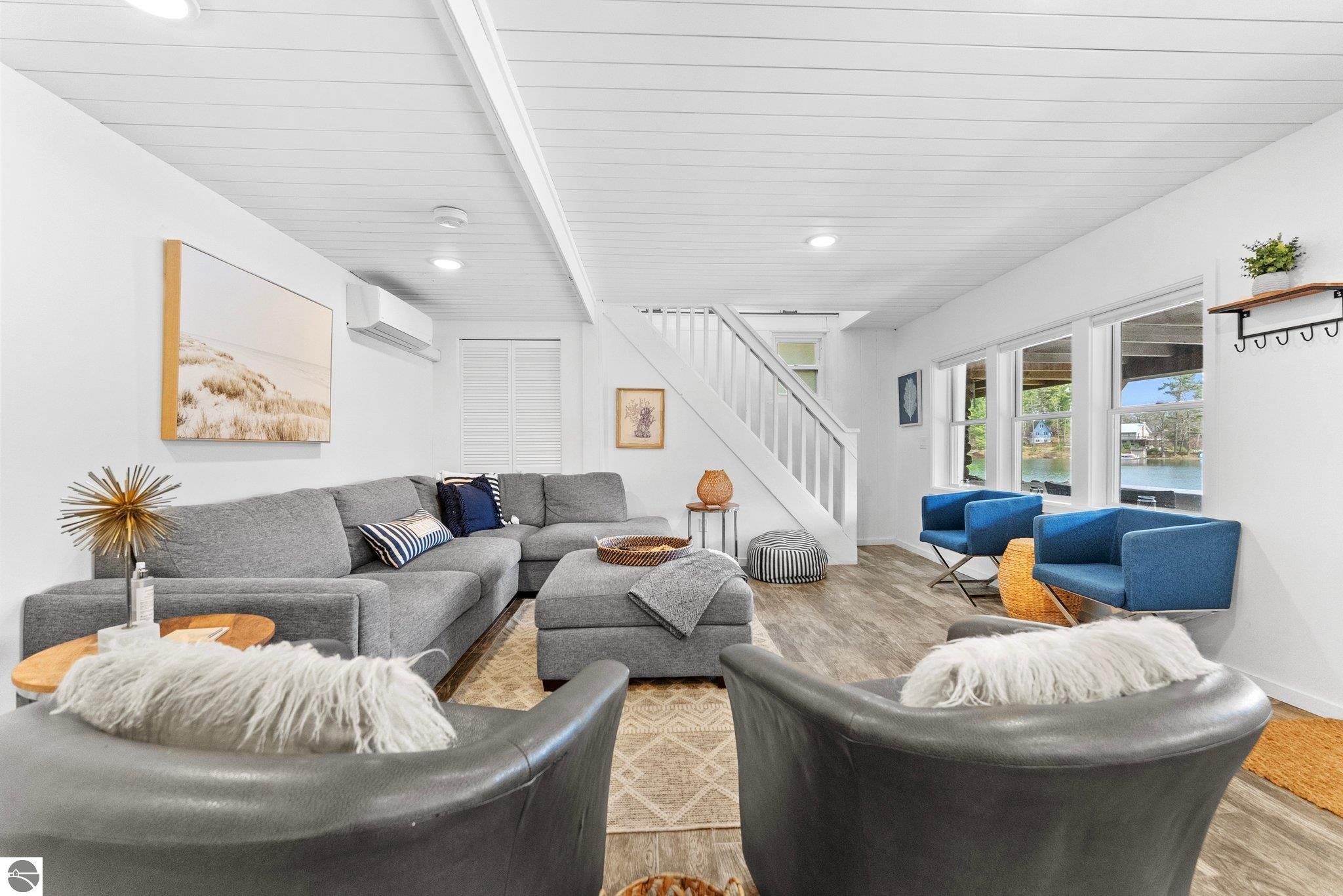 2442 Pinehurst Trail