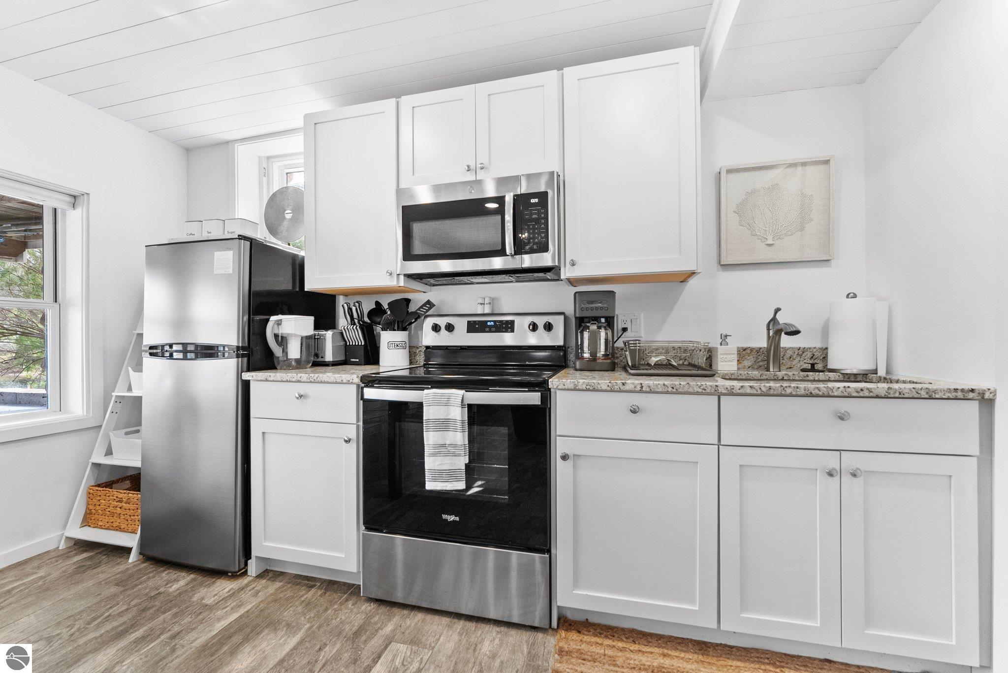 2442 Pinehurst Trail