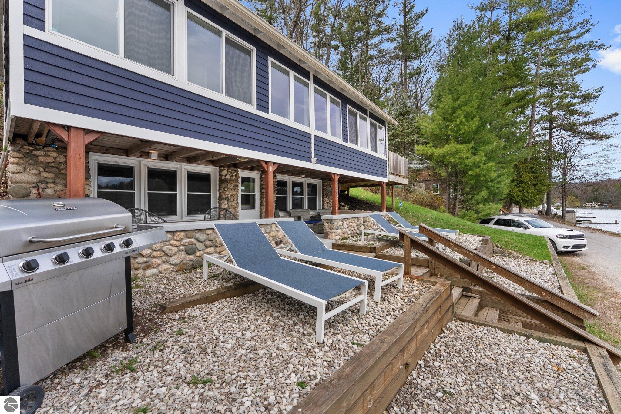 2442 Pinehurst Trail