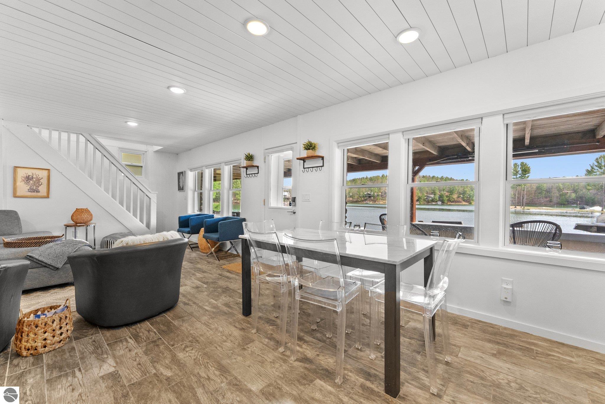 2442 Pinehurst Trail