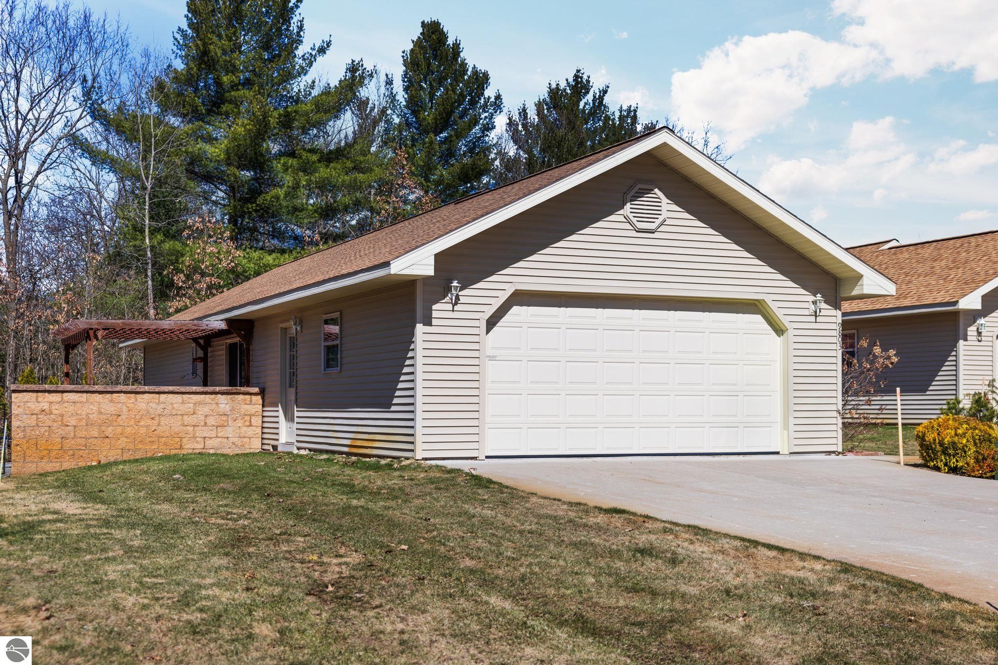 9803 Deer Track Court
