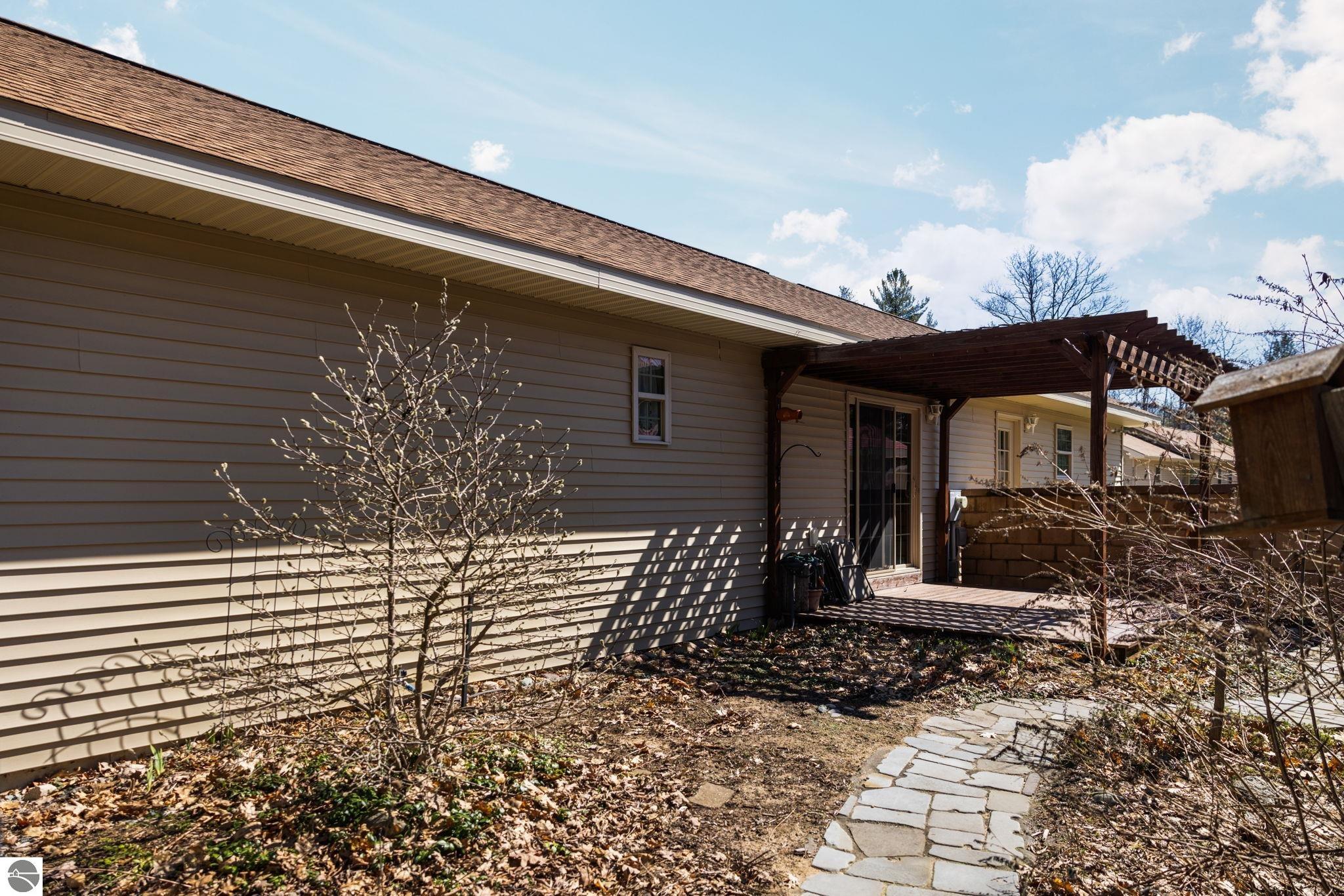 9803 Deer Track Court