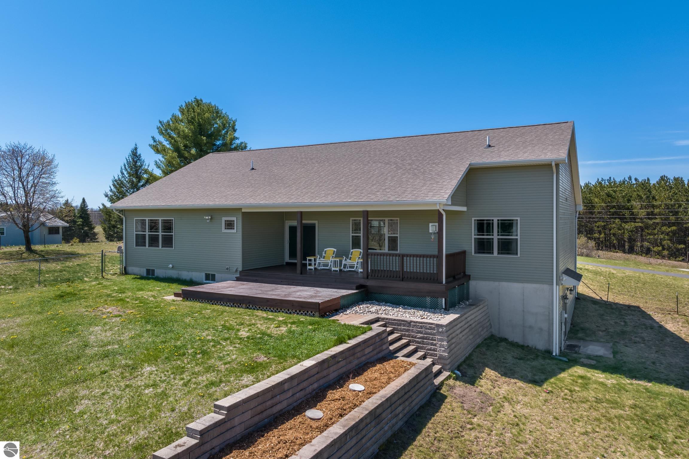 8233 Barney Road