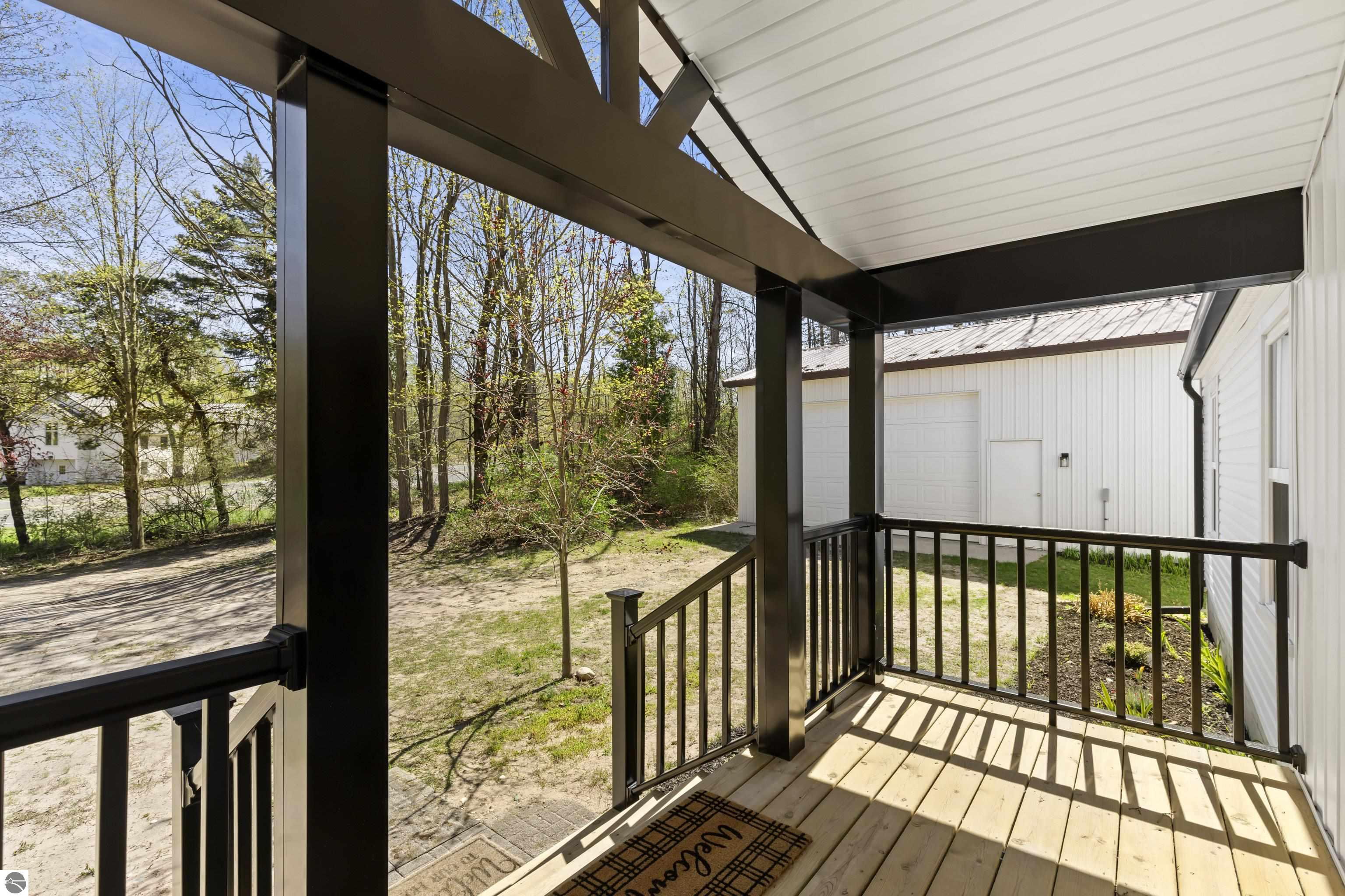 2906 Frankfort Highway