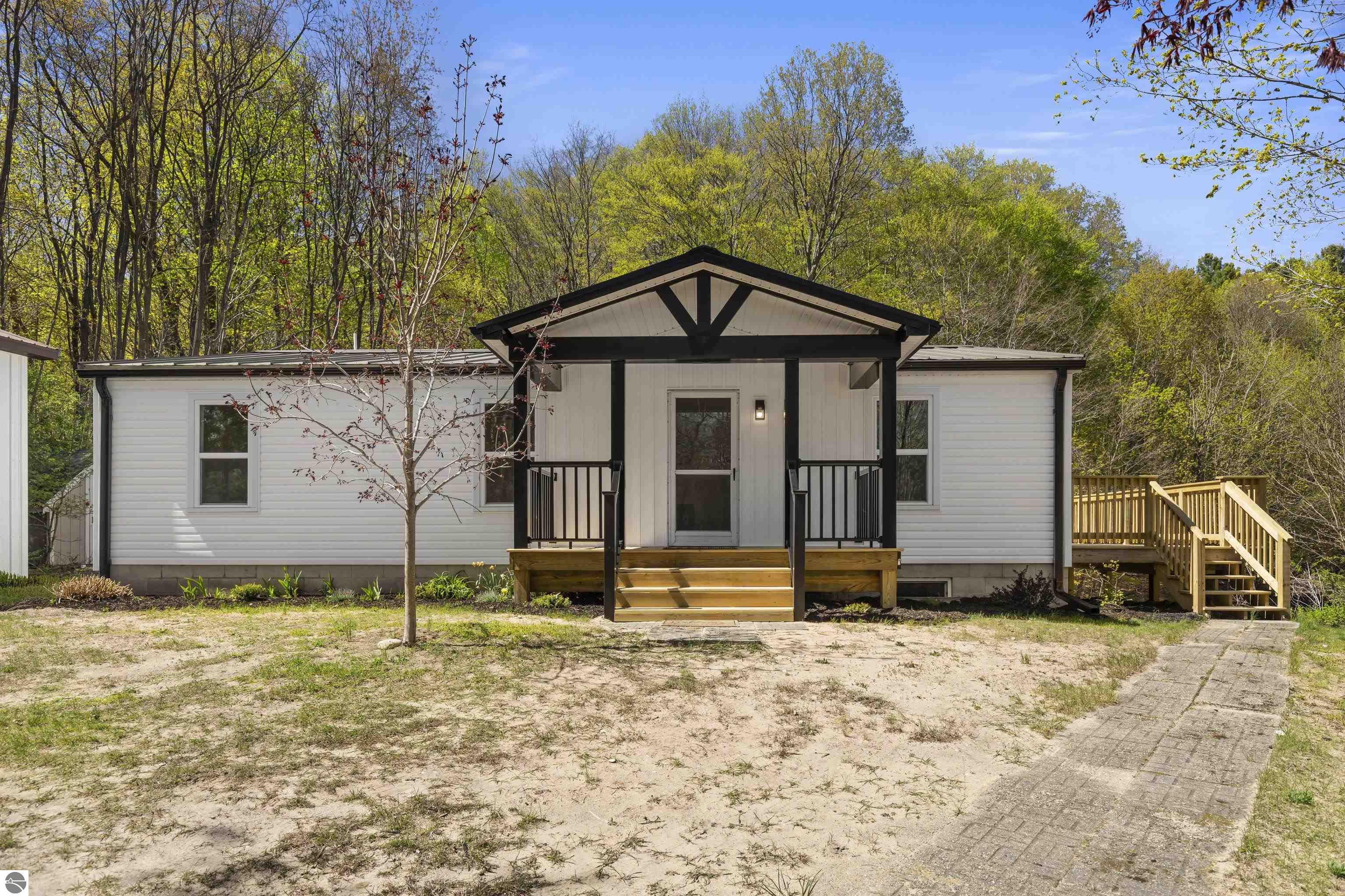 2906 Frankfort Highway