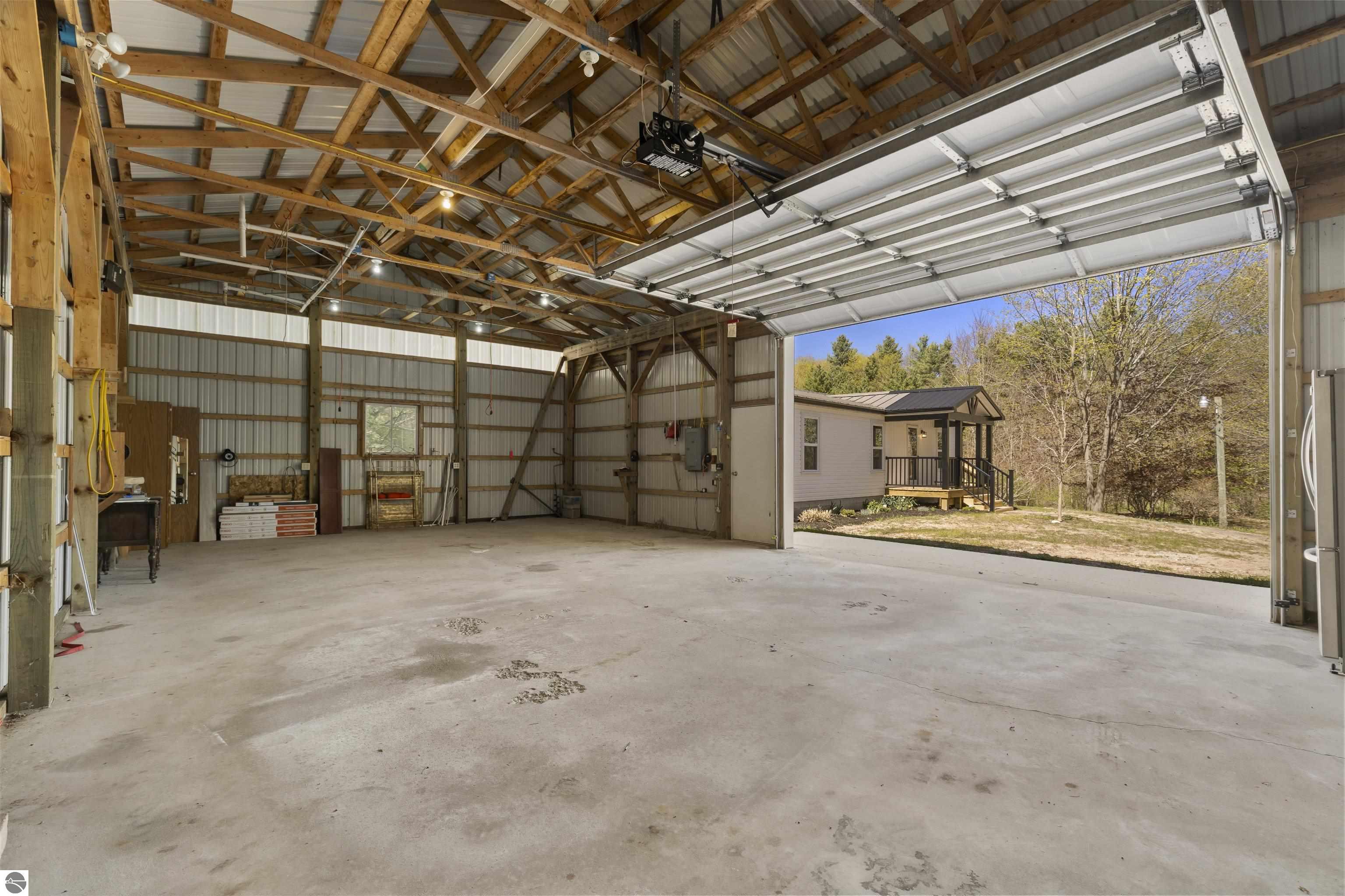 2906 Frankfort Highway