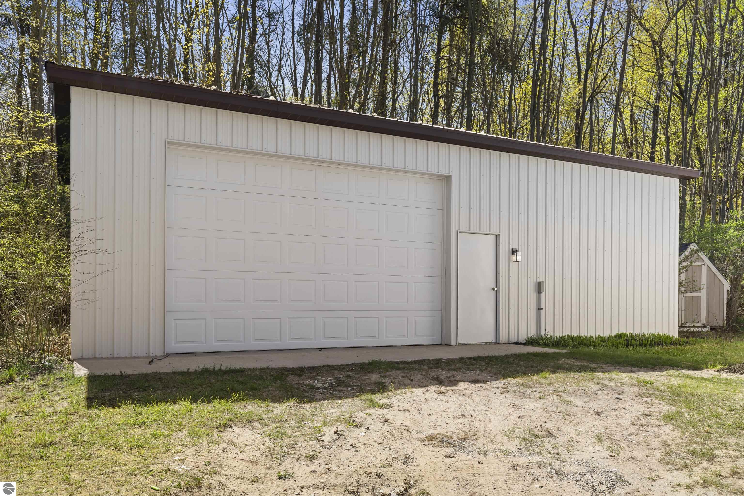 2906 Frankfort Highway