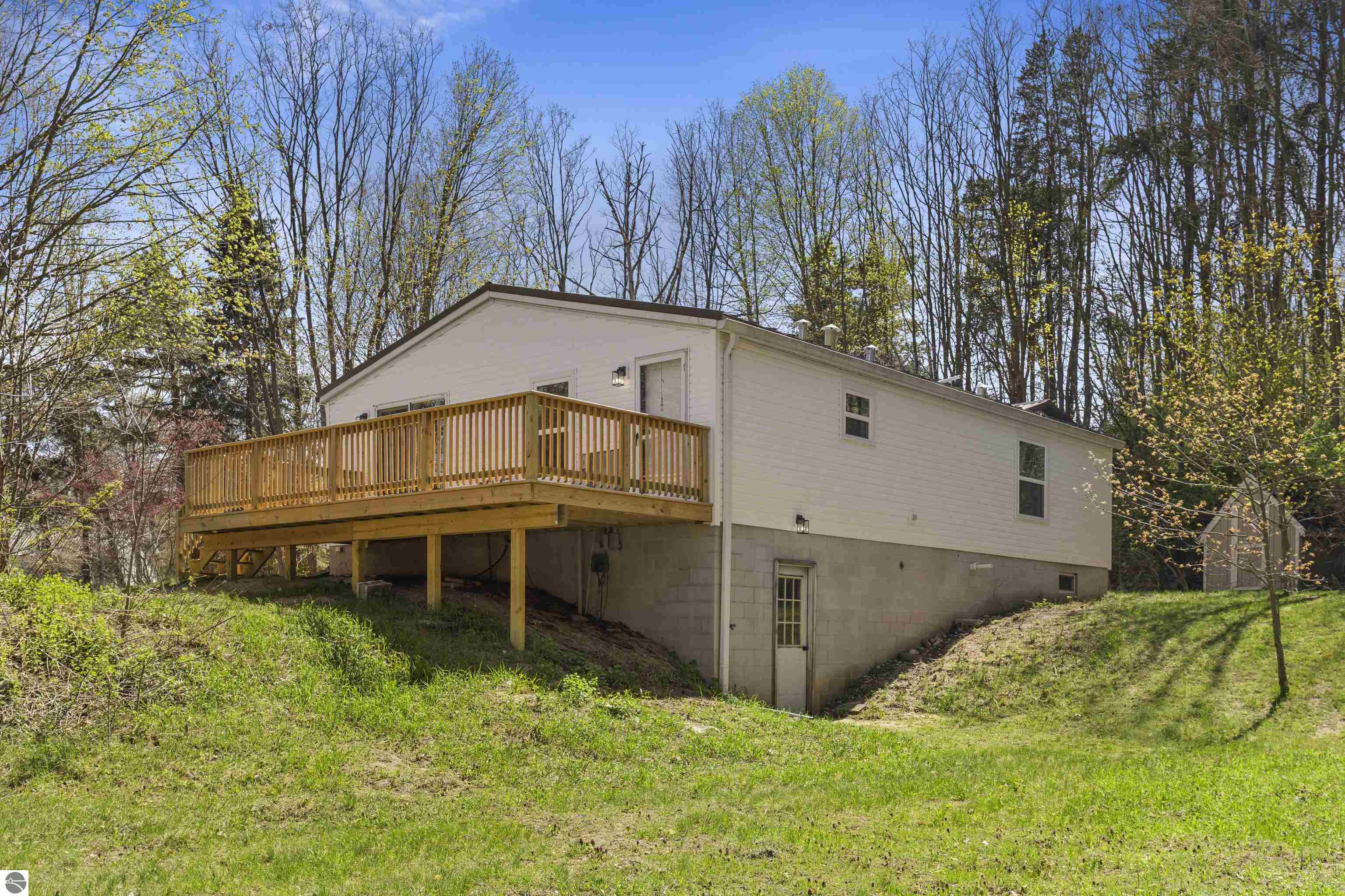 2906 Frankfort Highway