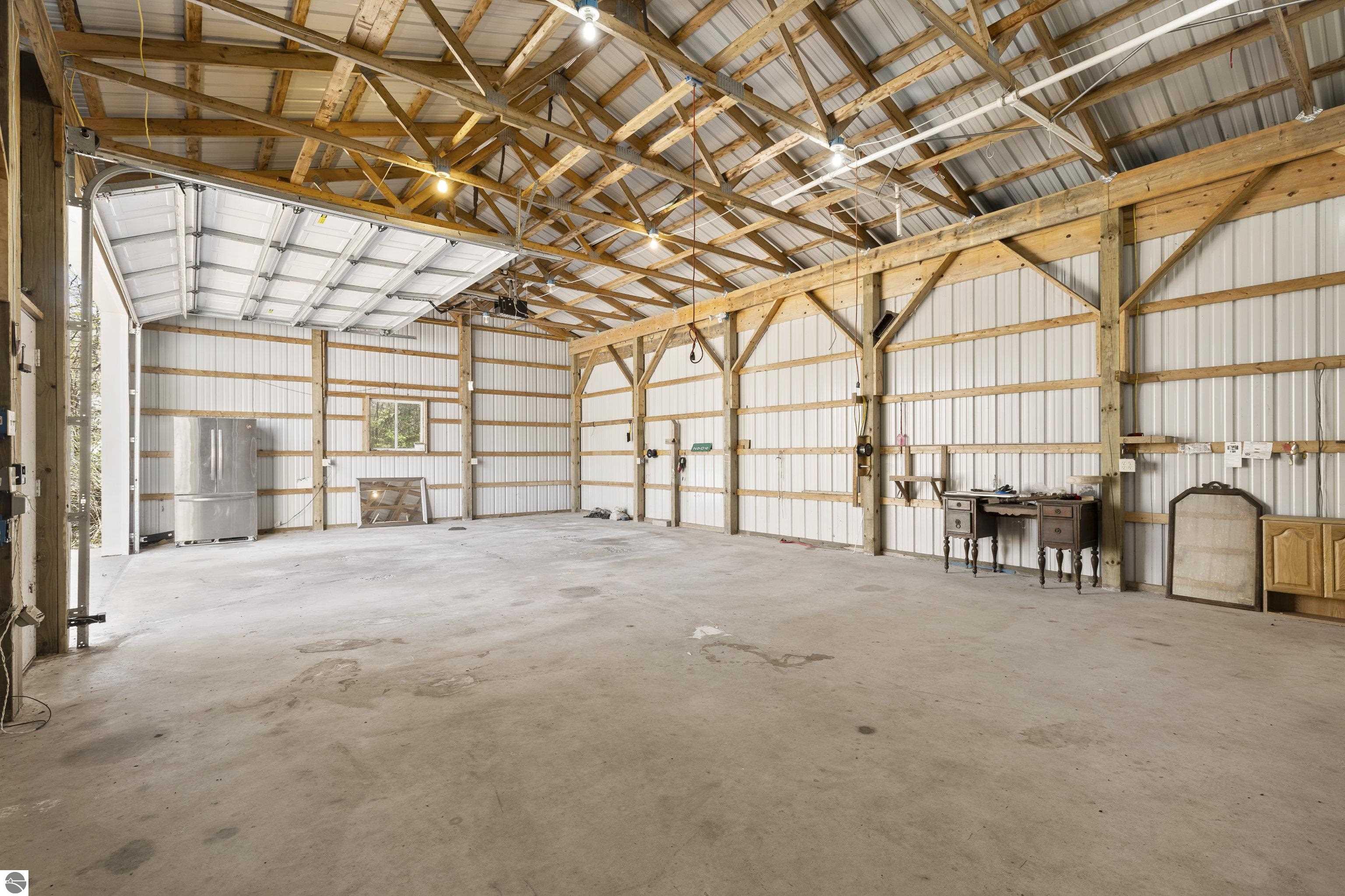 2906 Frankfort Highway