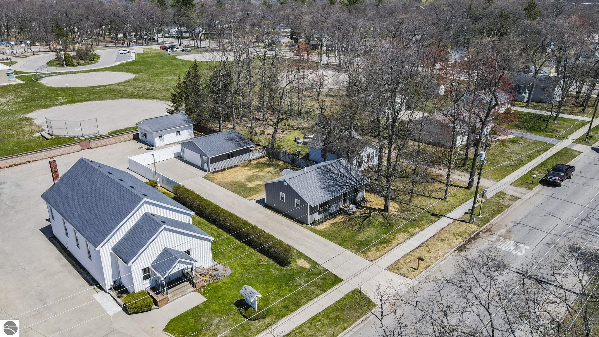 917 Carver Street