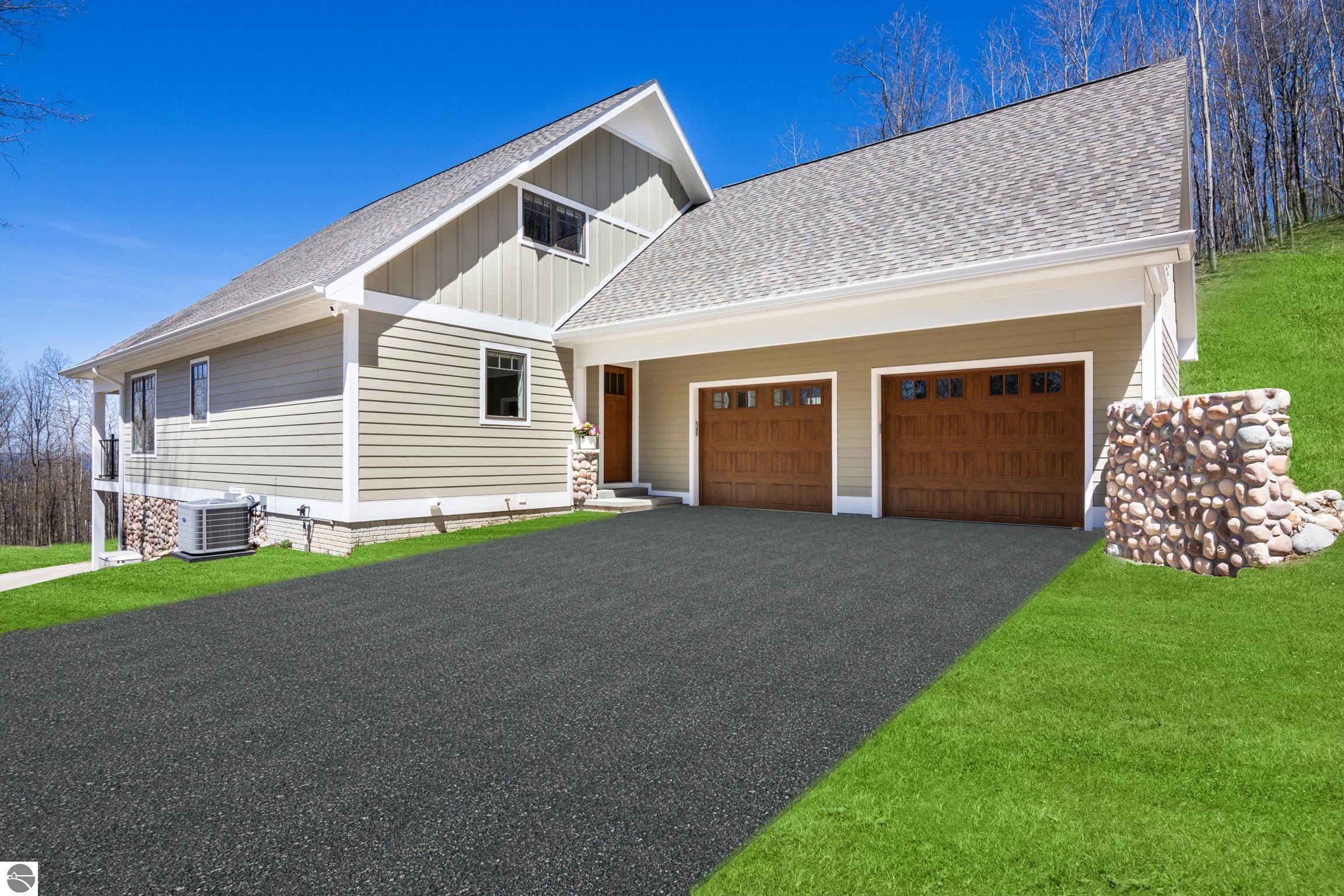 3046 E Greenwood Road