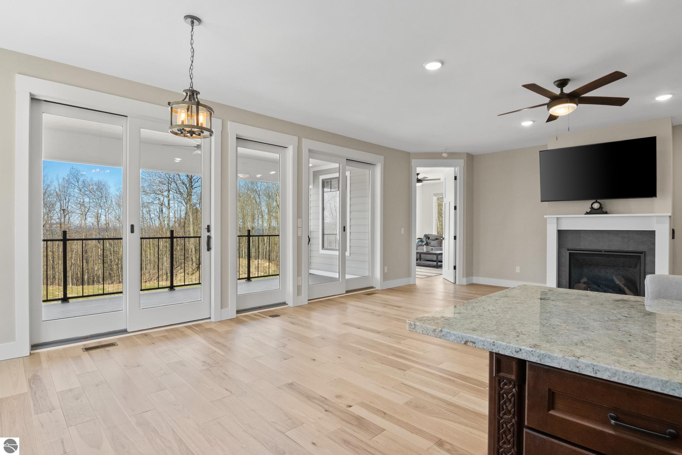 3046 E Greenwood Road