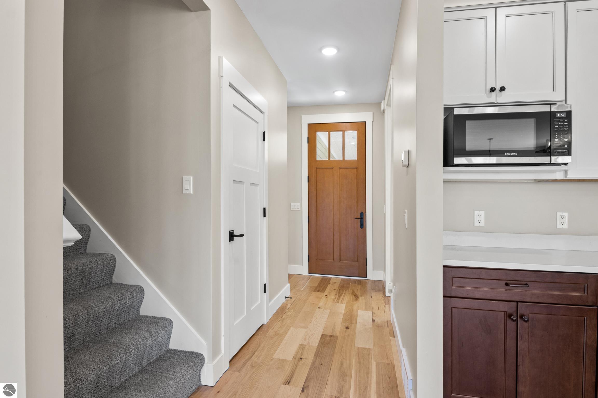 3046 E Greenwood Road