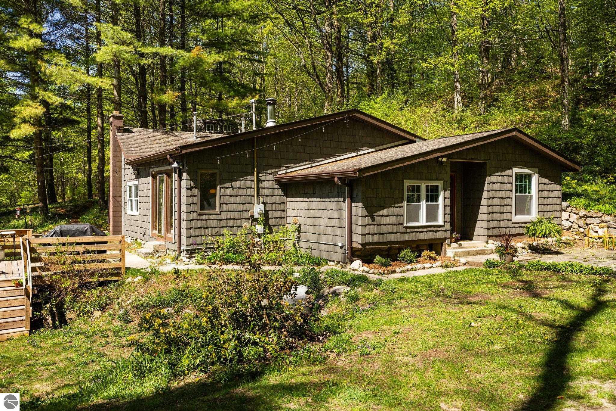 1050 W Burdickville Road