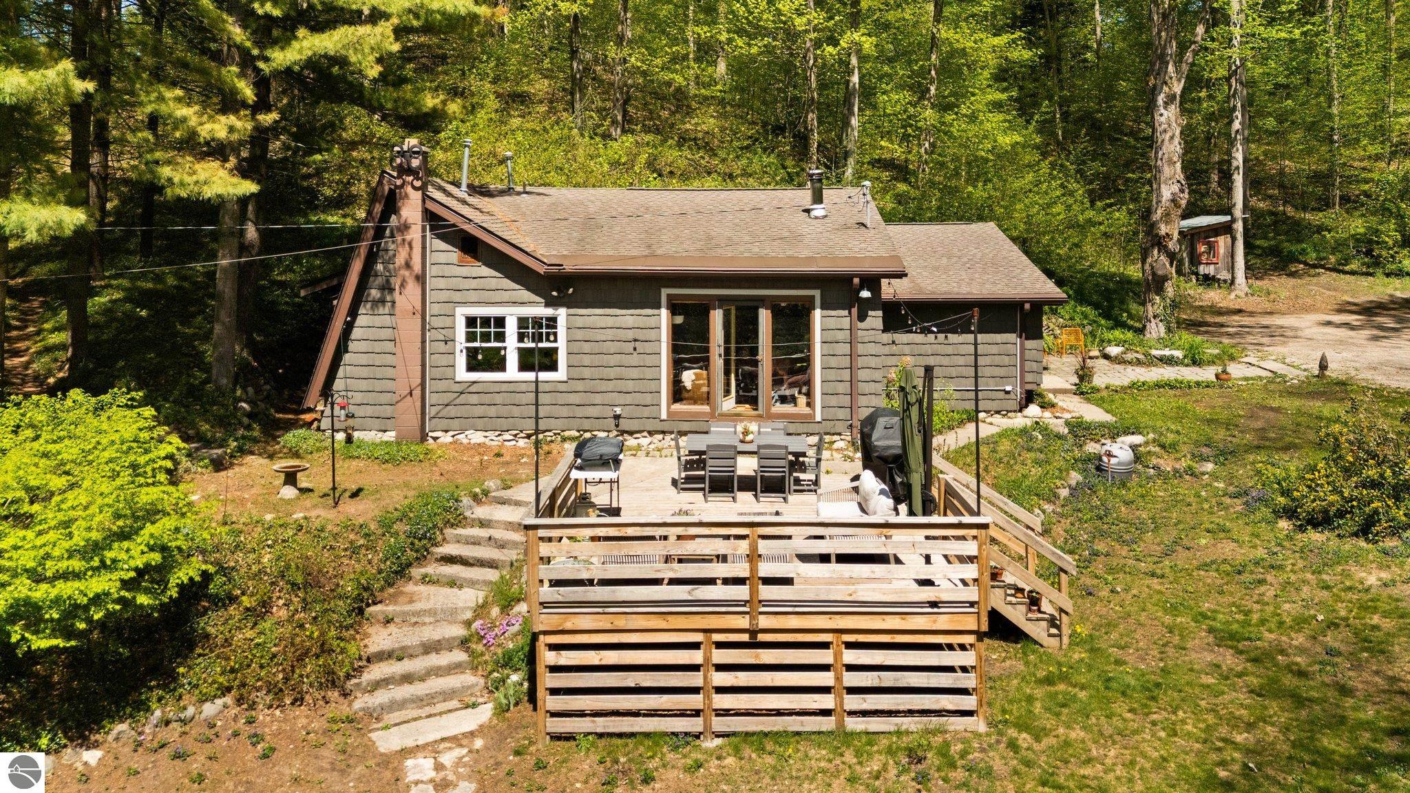 1050 W Burdickville Road