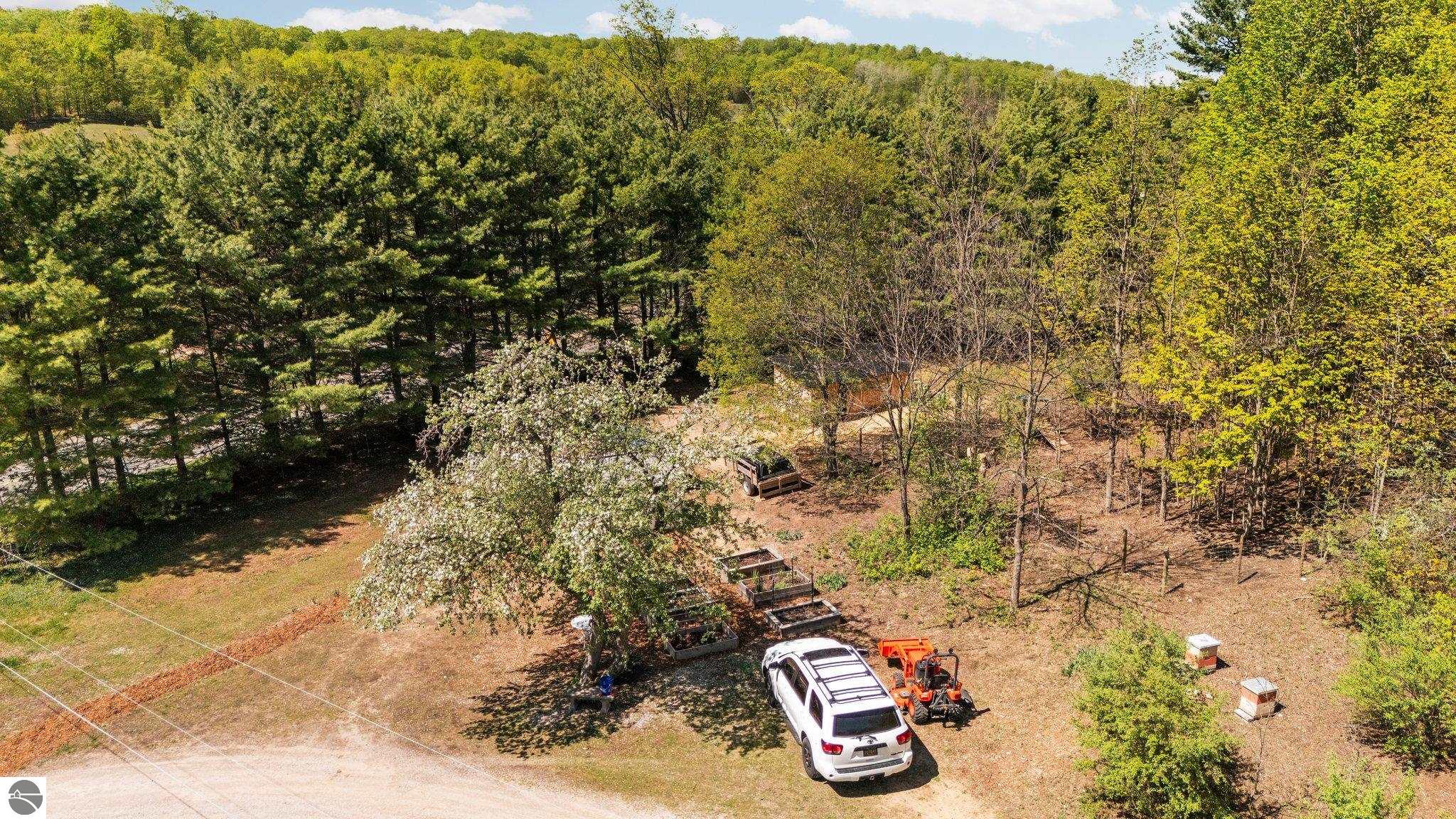 1050 W Burdickville Road