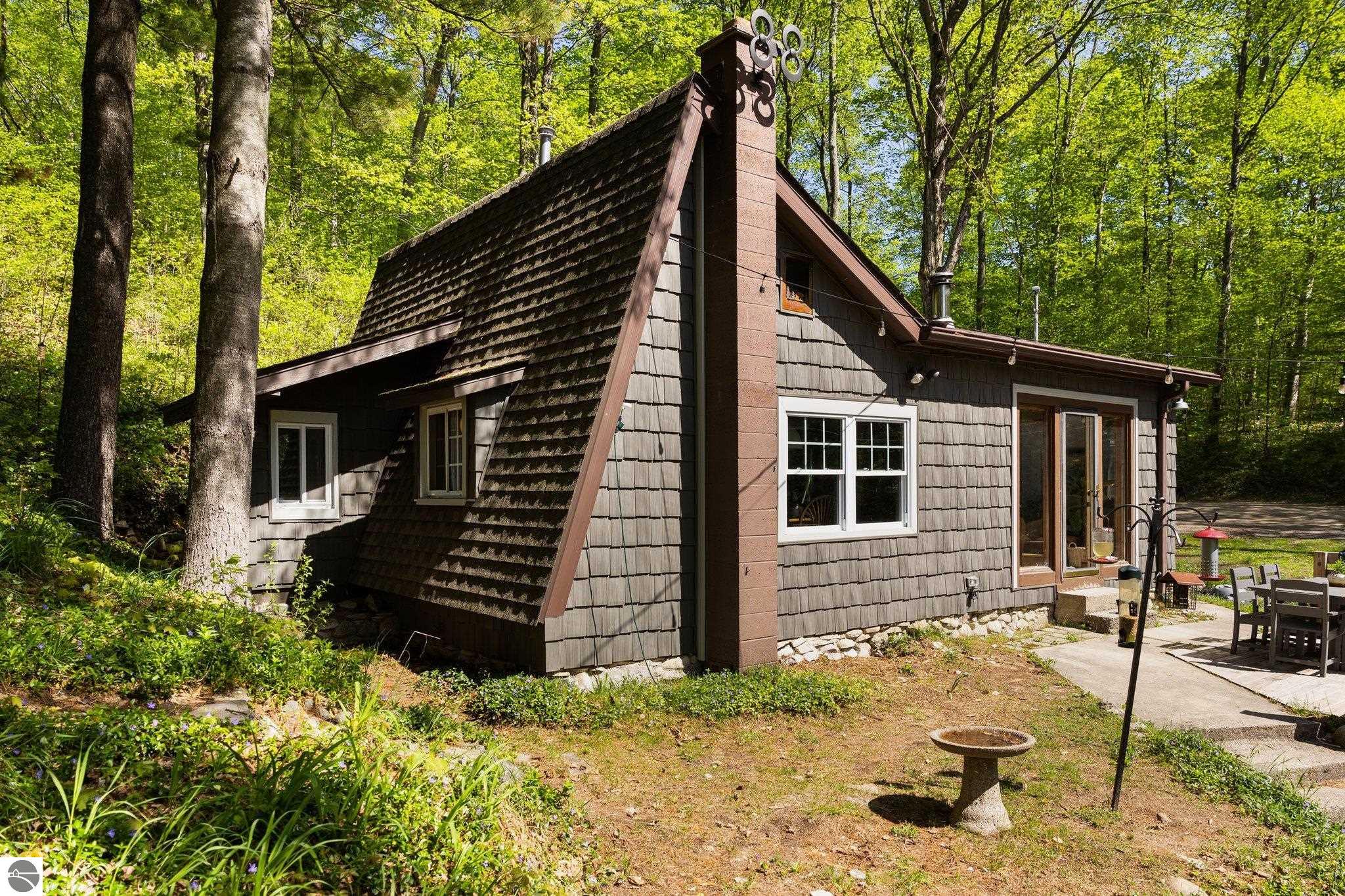 1050 W Burdickville Road