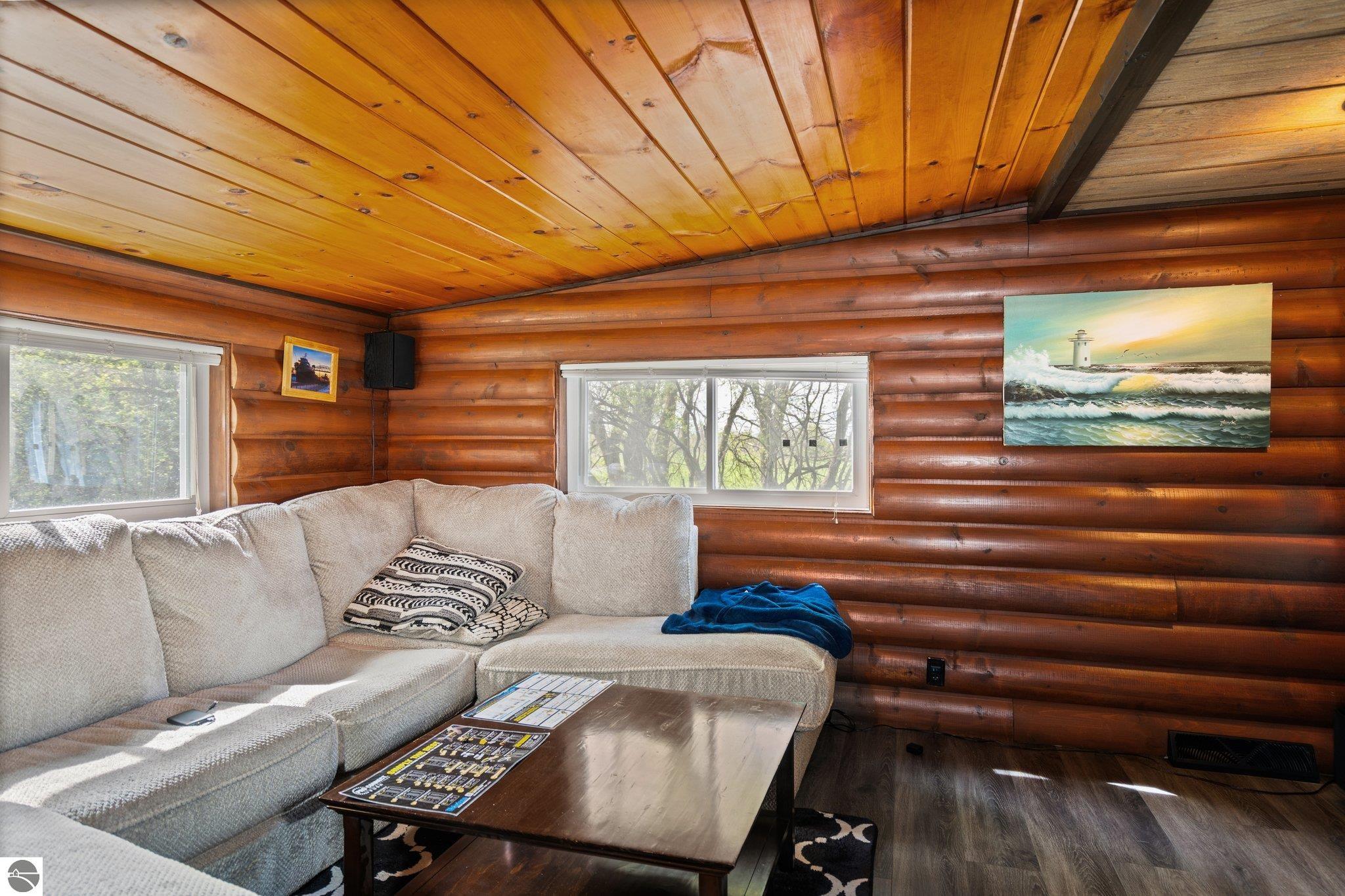 8817 Wilson Road