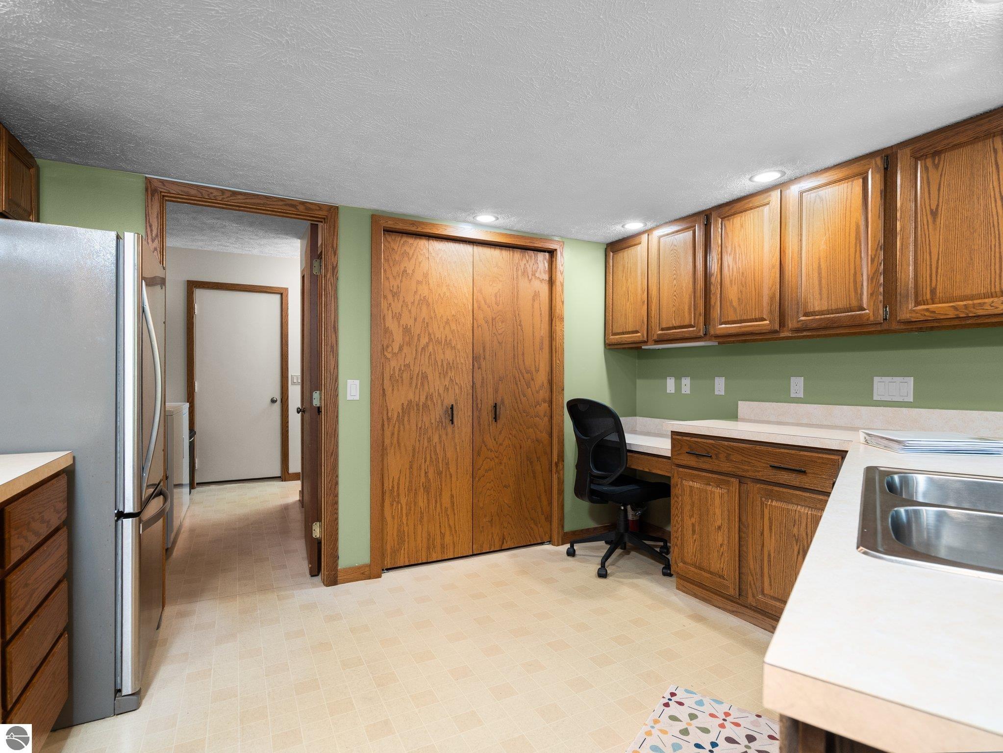 6307 Summit Court