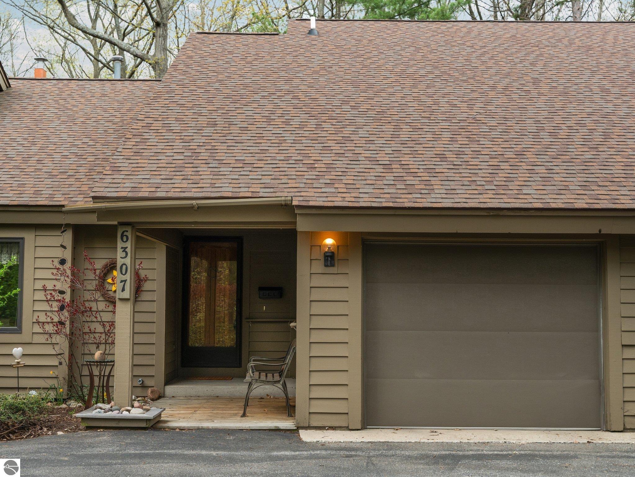 6307 Summit Court