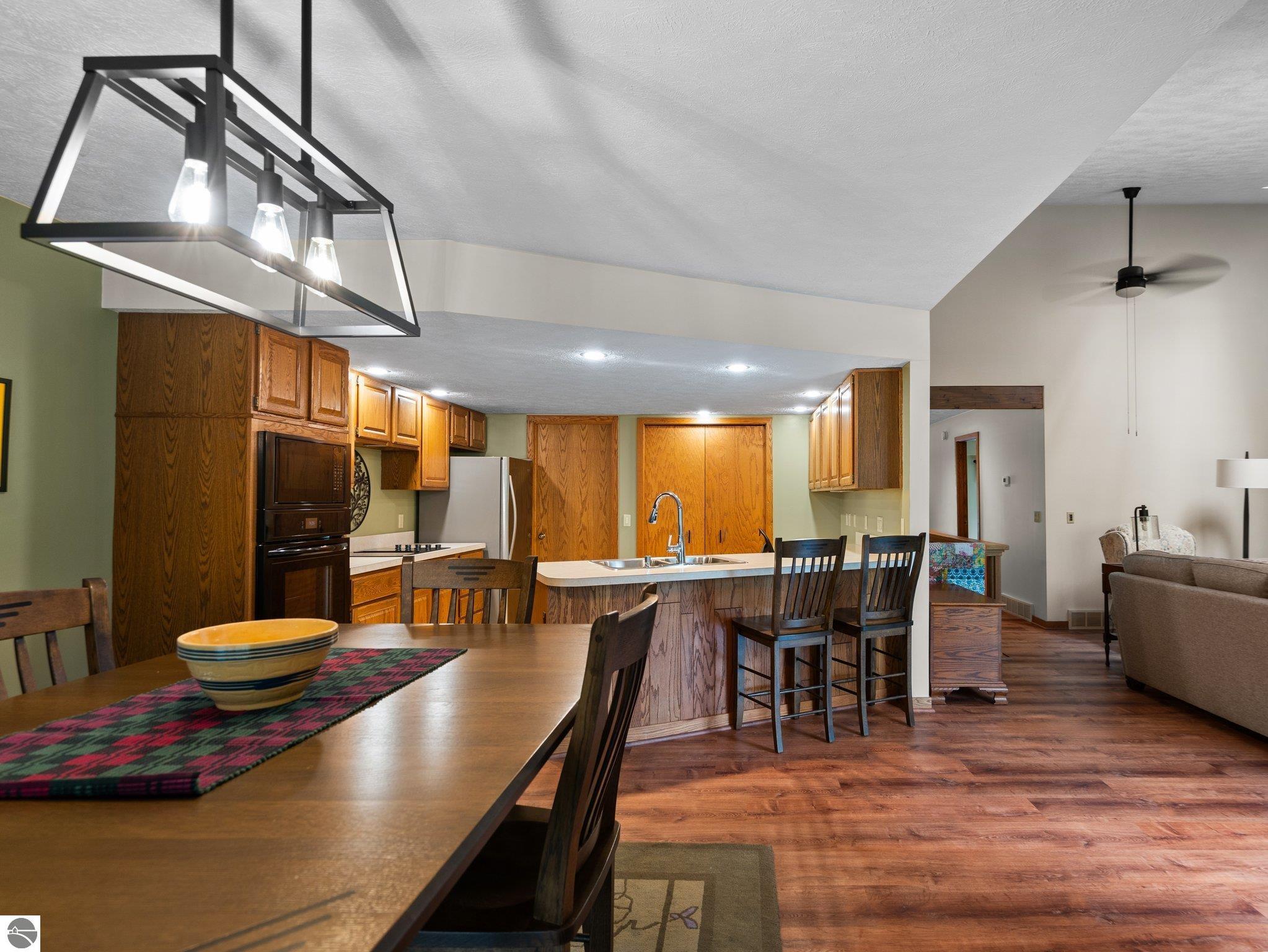 6307 Summit Court
