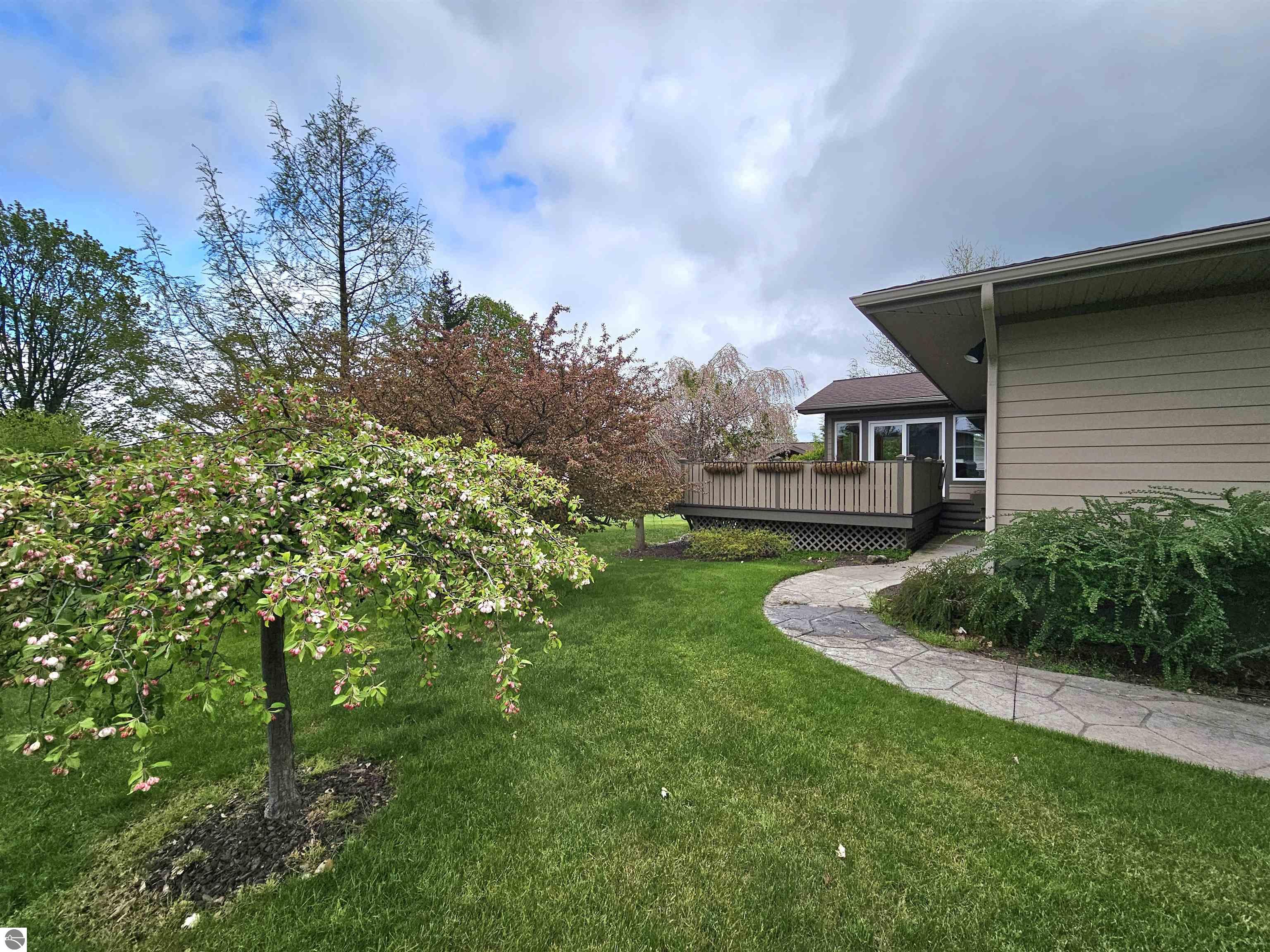 205 S Elm Street