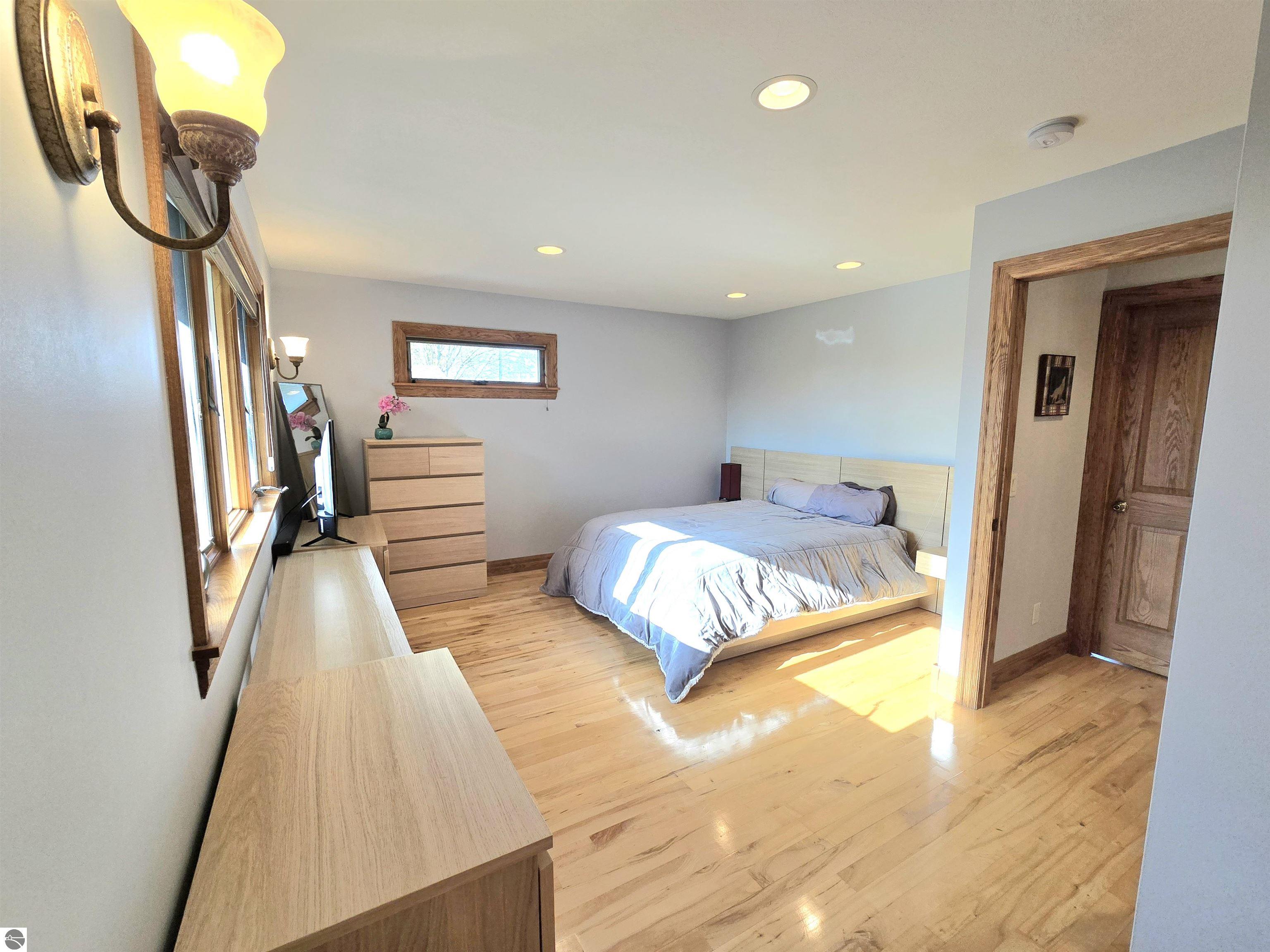 205 S Elm Street