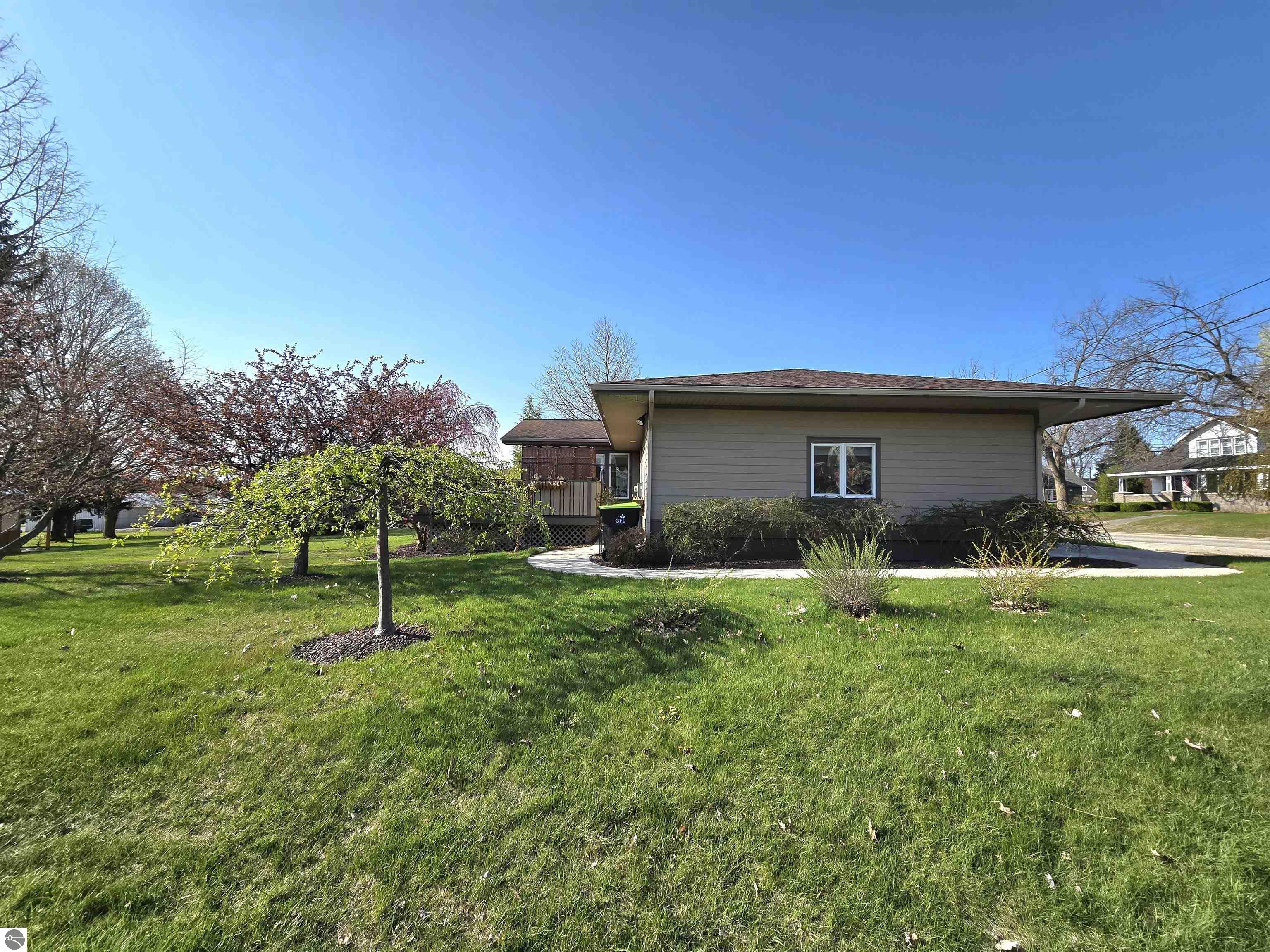 205 S Elm Street