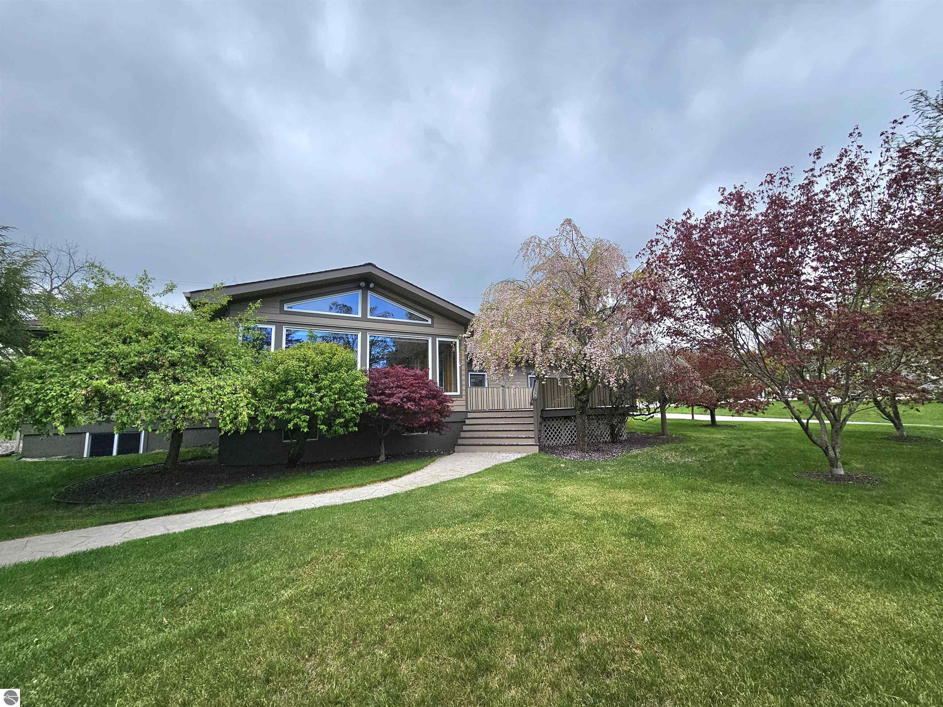 205 S Elm Street