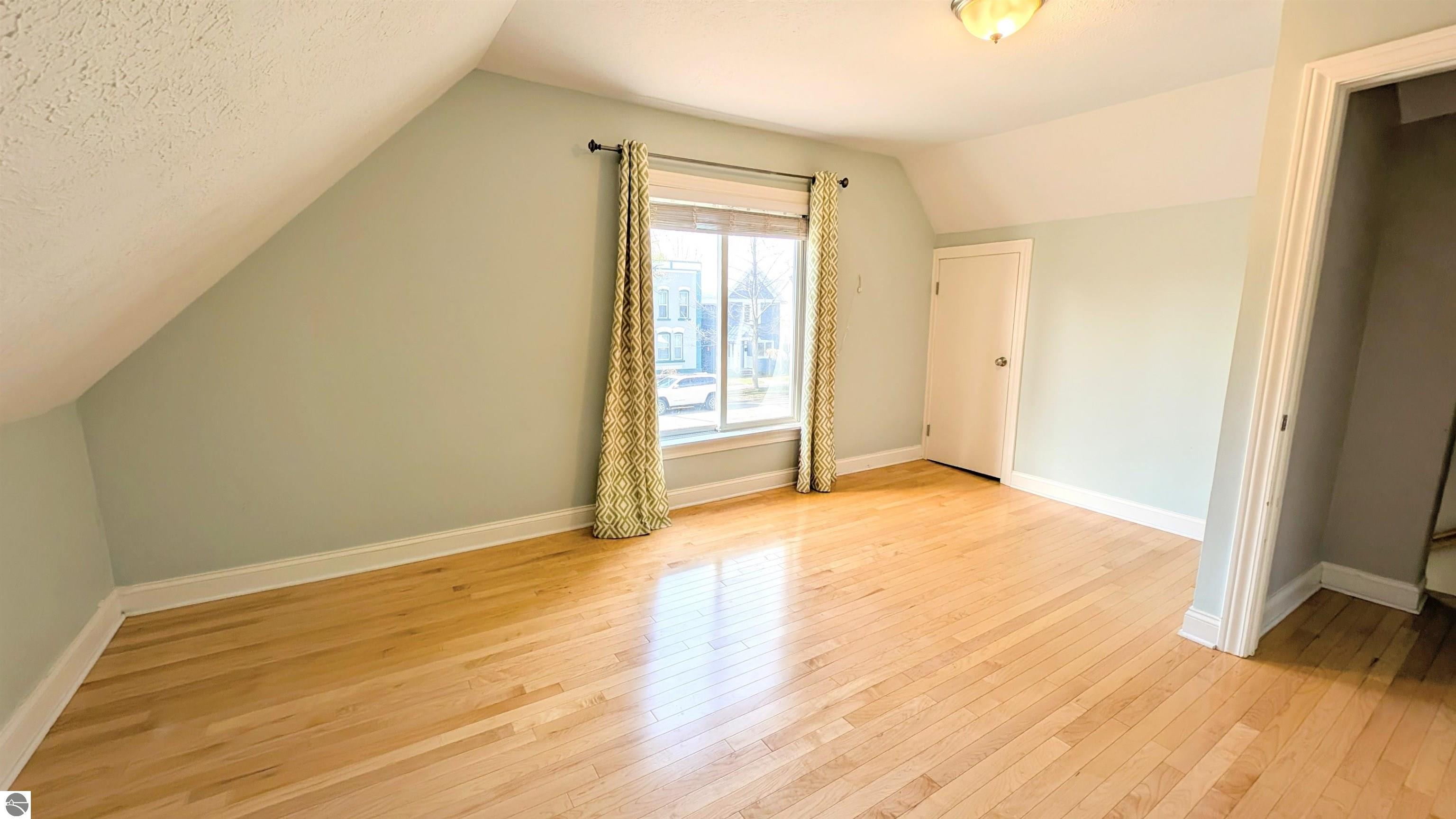 314 W Ninth Street